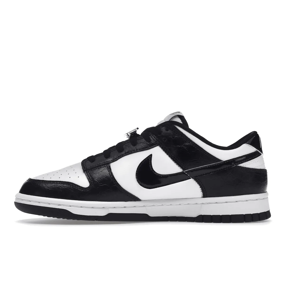 Nike Dunk Low SE World Champs Black White Nike Dunk heritage sneakers