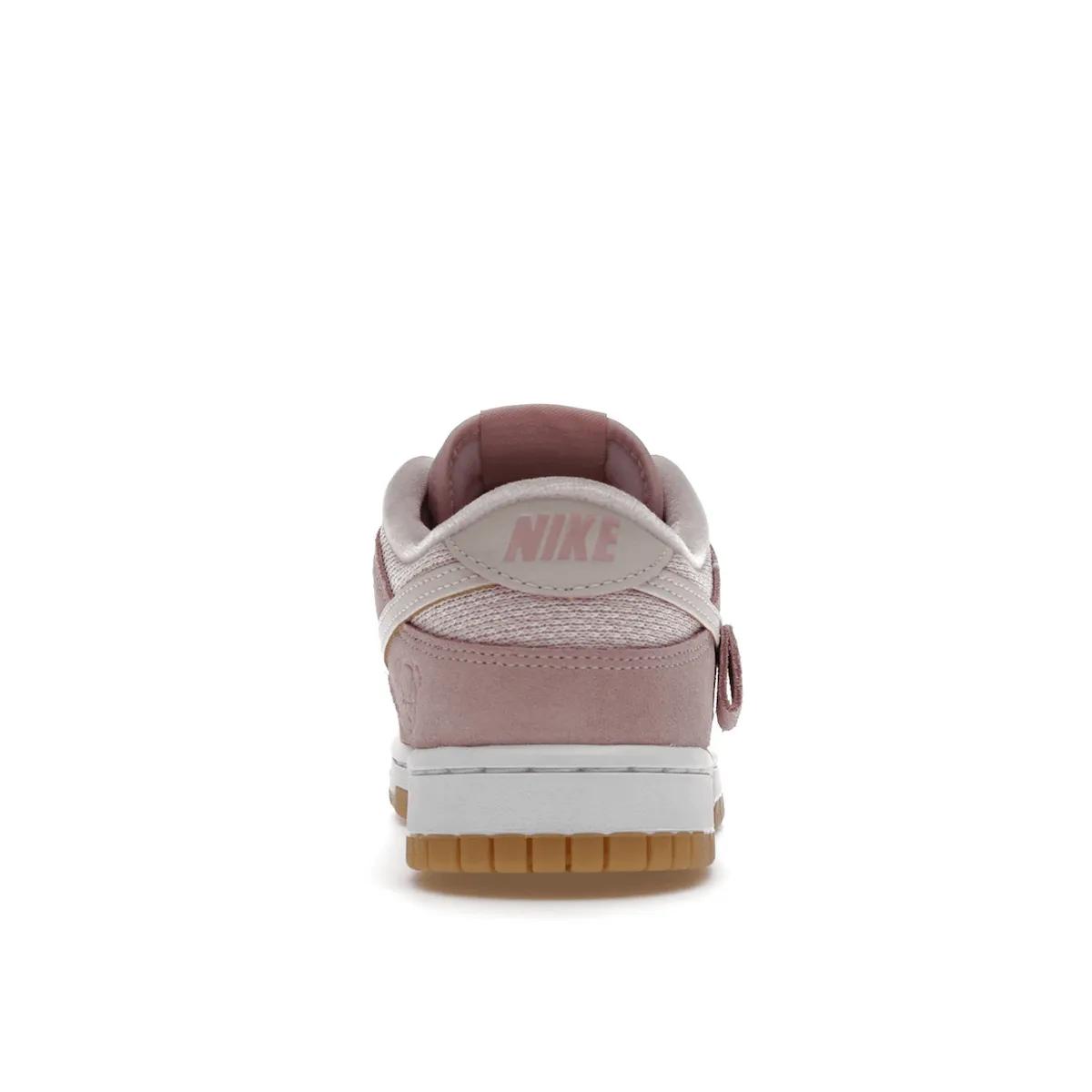 Nike Dunk Low Teddy Bear Nike Dunk heritage sneakers