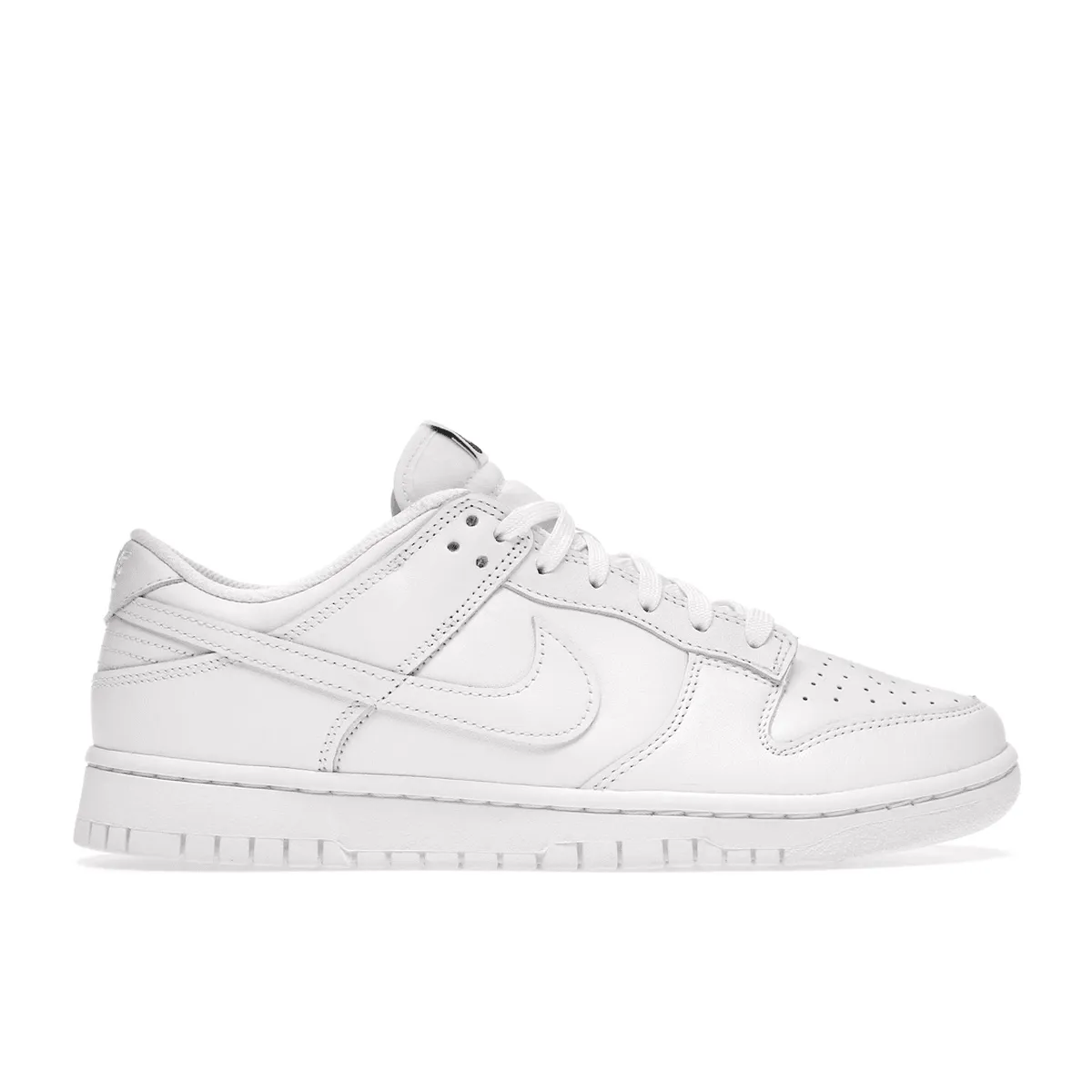 Nike Dunk Low Triple White Nike Dunk stylish shoes for sport and street
