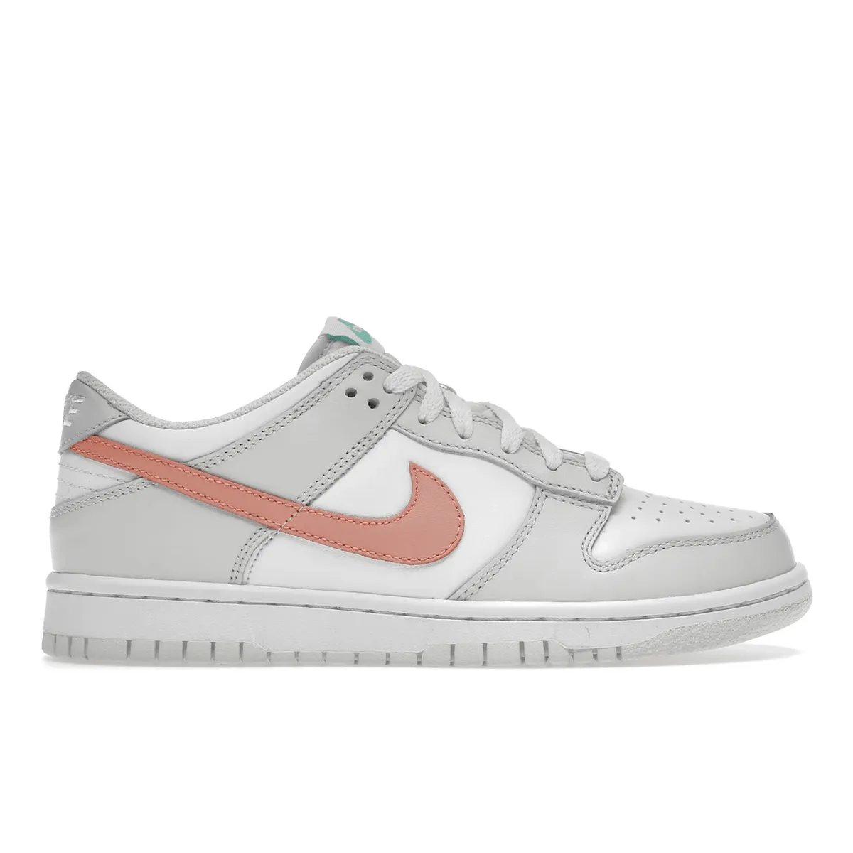 Nike Dunk Low Tropical Twist Nike Dunk stylish shoes for sport and street