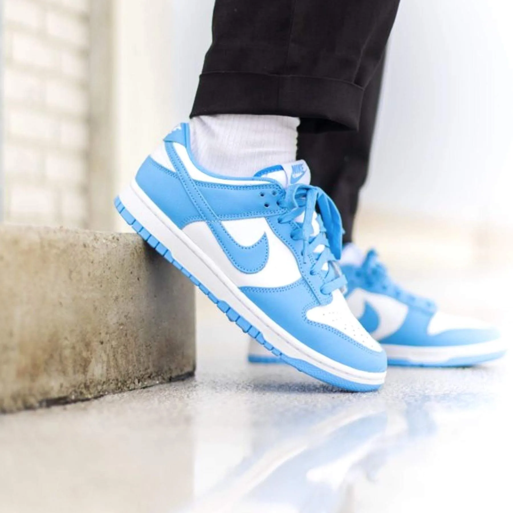 Nike Dunk Low 'University Blue' Nike Dunk stylish shoes