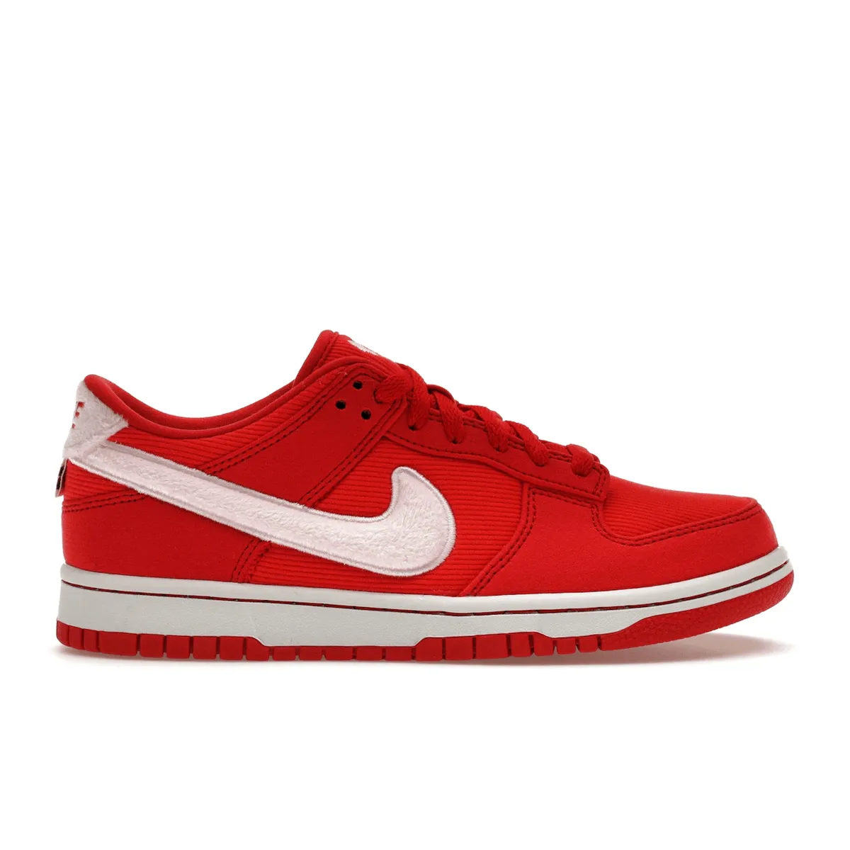 Nike Dunk Low Valentine's Day 2024 Nike Dunk stylish shoes for sport and street