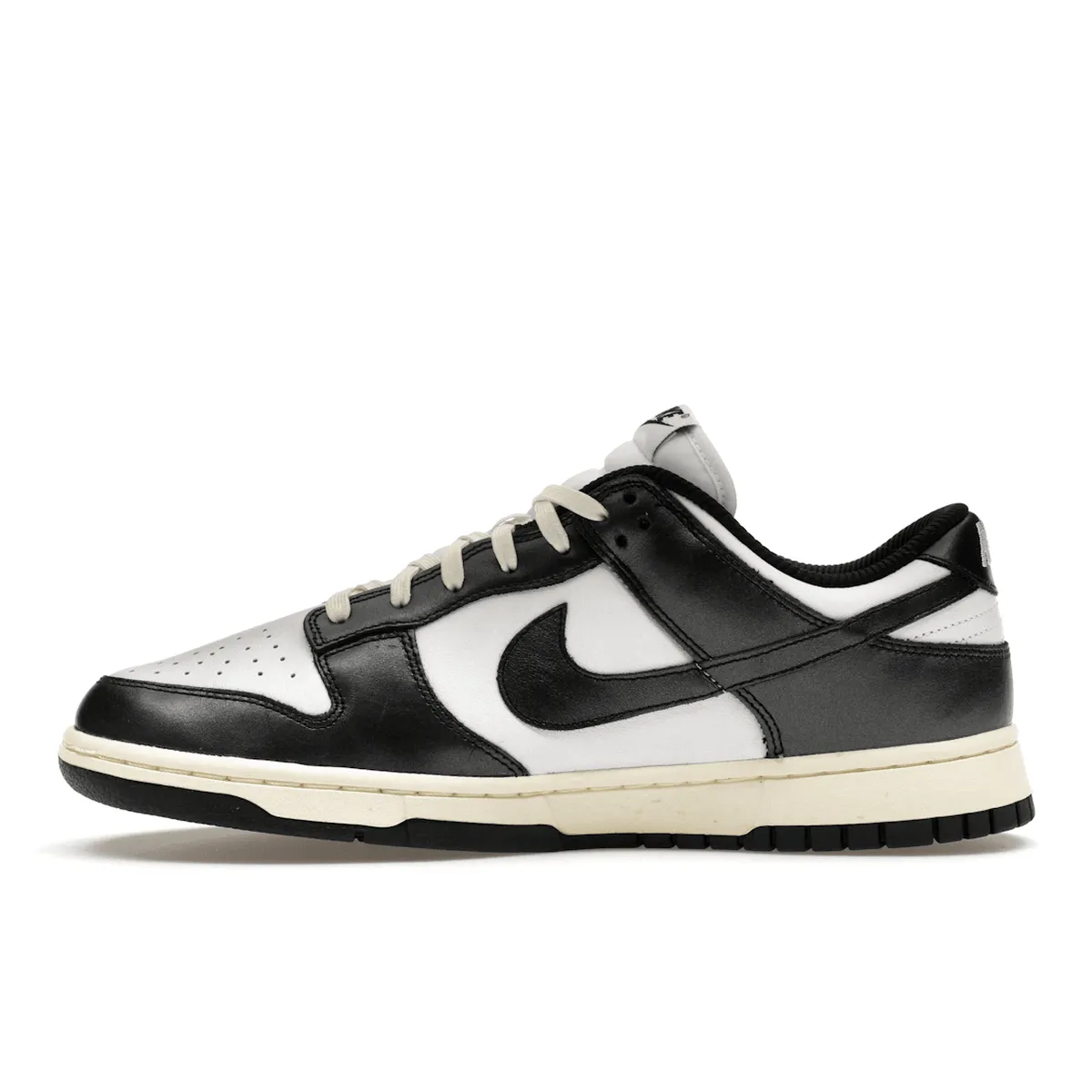 Nike Dunk Low Vintage Panda Nike Dunk heritage sneakers