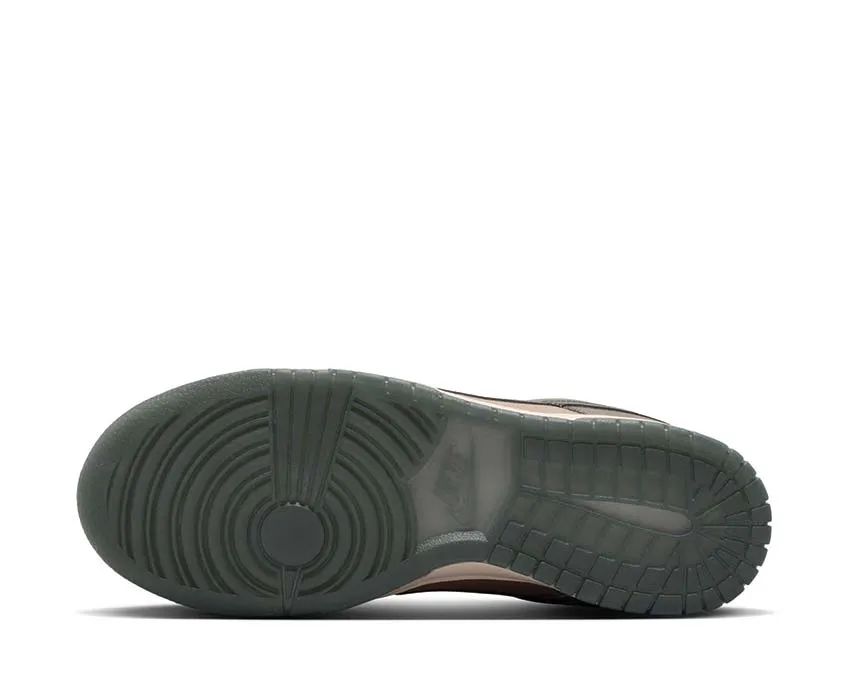 Nike Dunk Low W "Mink Brown" Nike retro-inspired sneakers
