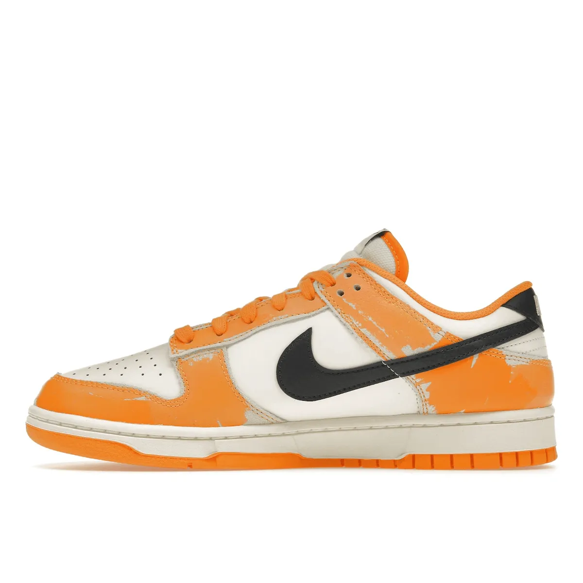 Nike Dunk Low Wear and Tear Yellow Nike Dunk heritage sneakers
