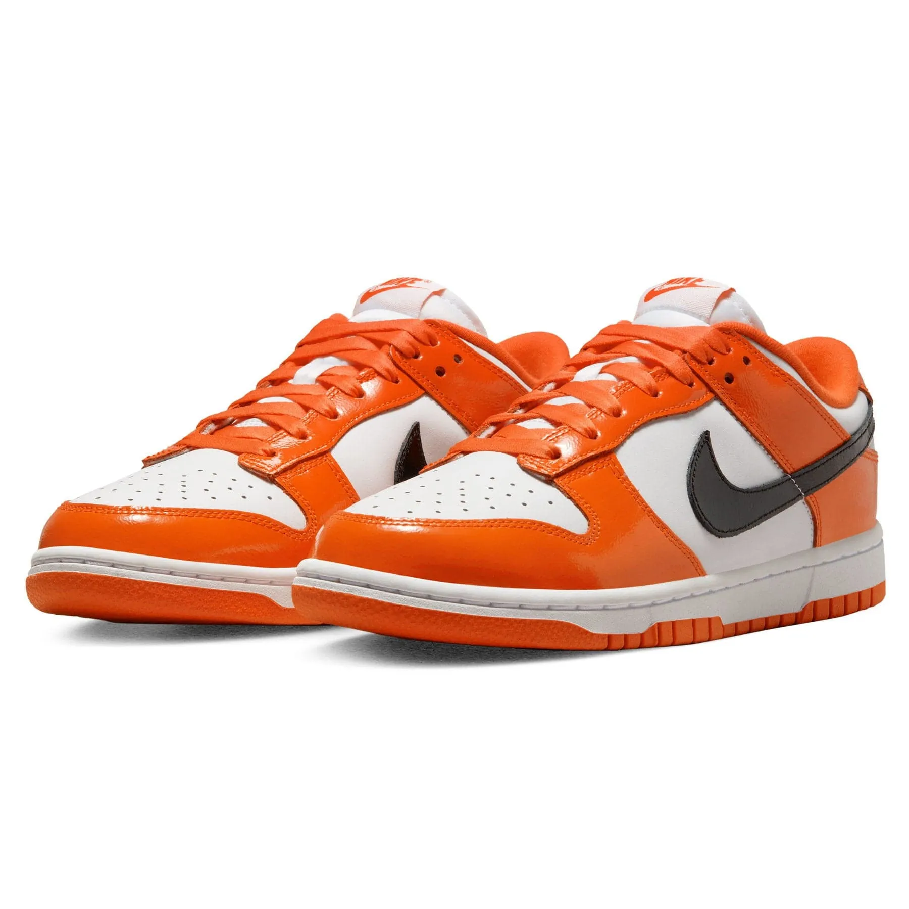 Nike Dunk Low Wmns 'Halloween' Nike Dunk stylish shoes