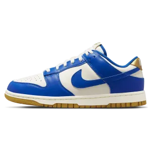 Nike Dunk Low Wmns 'Kansas City Royals' Nike Dunk casual shoes with iconic low-top shape