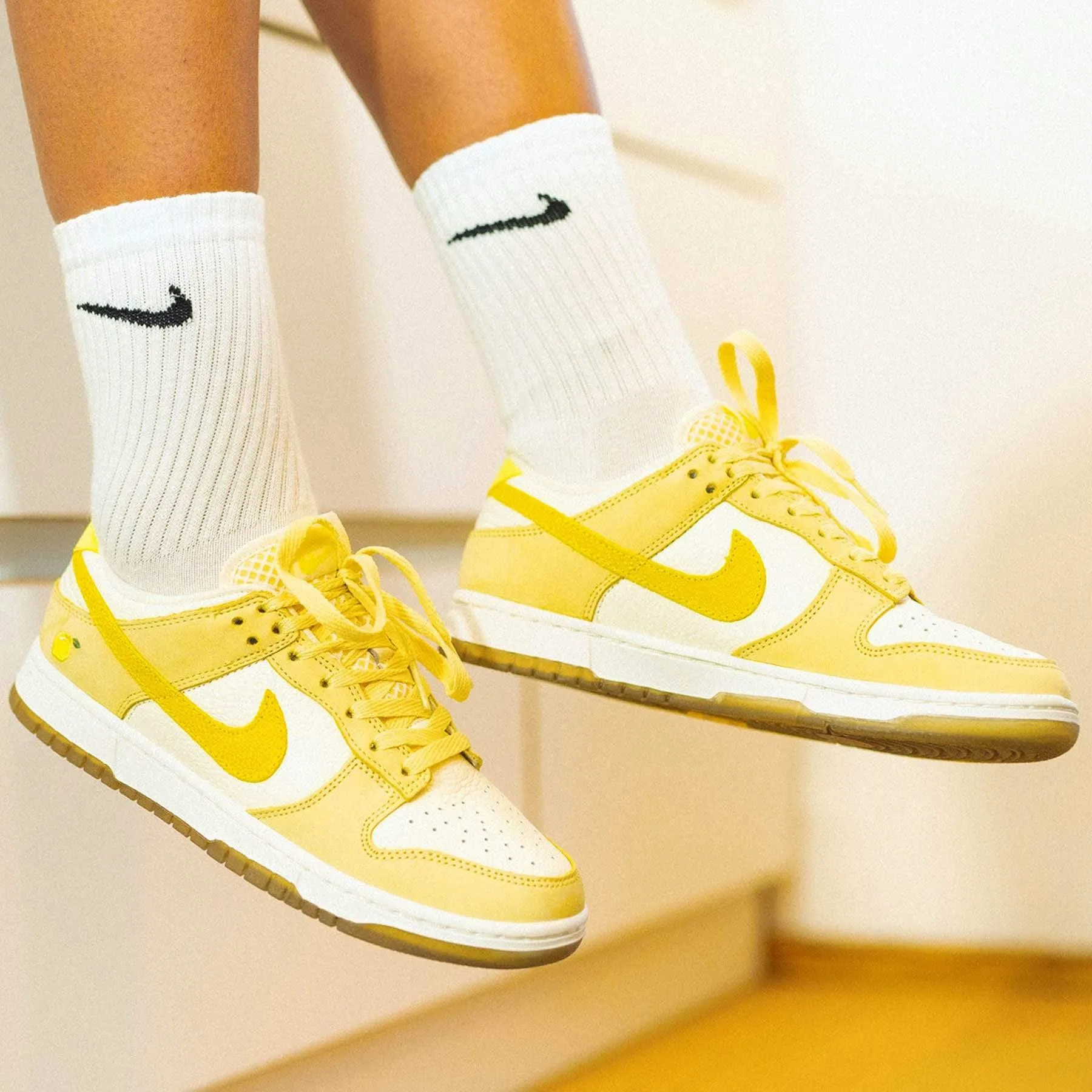 Nike Dunk Low Wmns 'Lemon Drop' Nike Dunk stylish shoes
