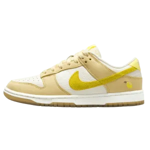 Nike Dunk Low Wmns 'Lemon Drop' Nike Dunk casual shoes with iconic low-top shape