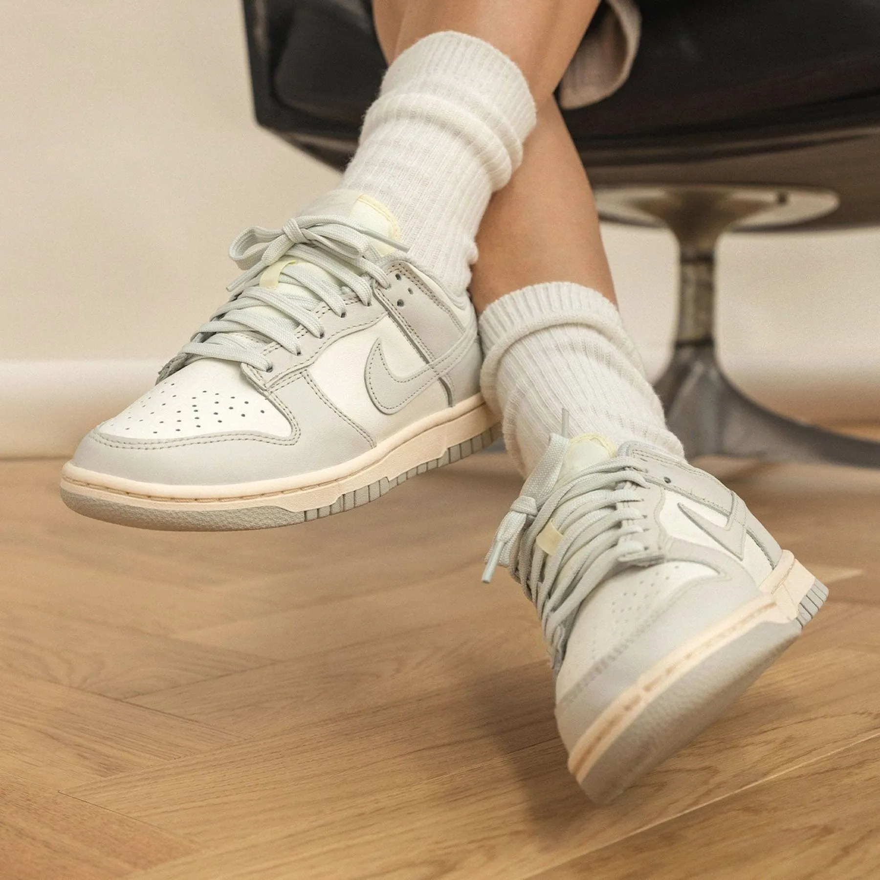 Nike Dunk Low Wmns 'Light Bone' Nike Dunk stylish shoes