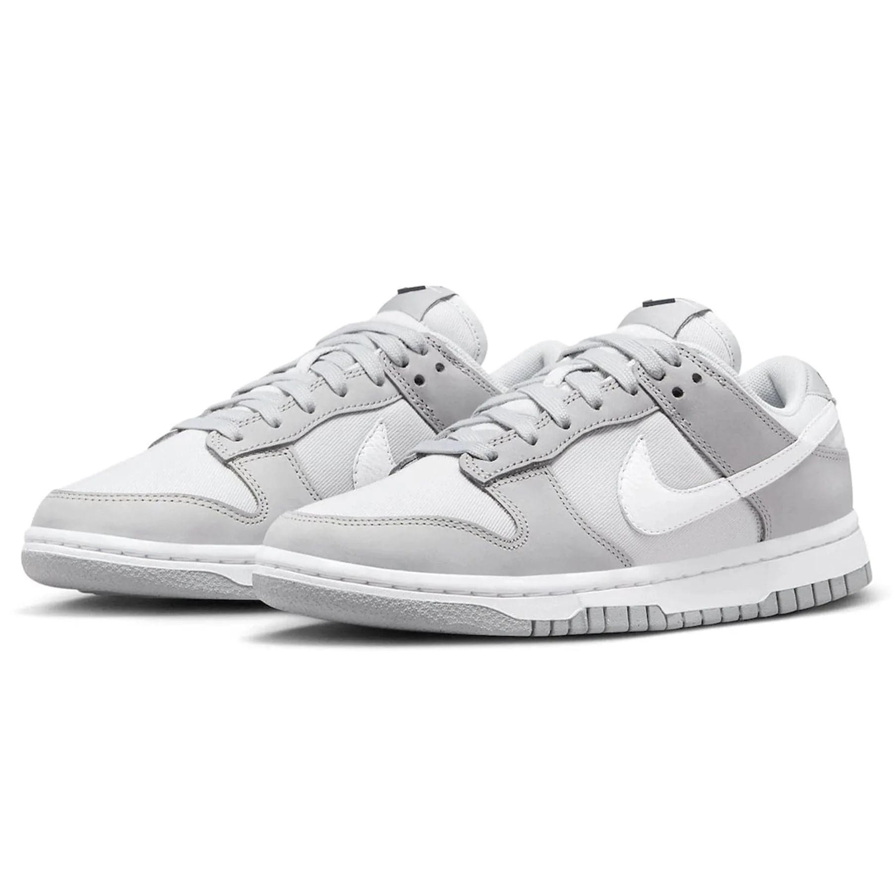 Nike Dunk Low Wmns LX 'Light Smoke Grey' Nike Dunk stylish shoes