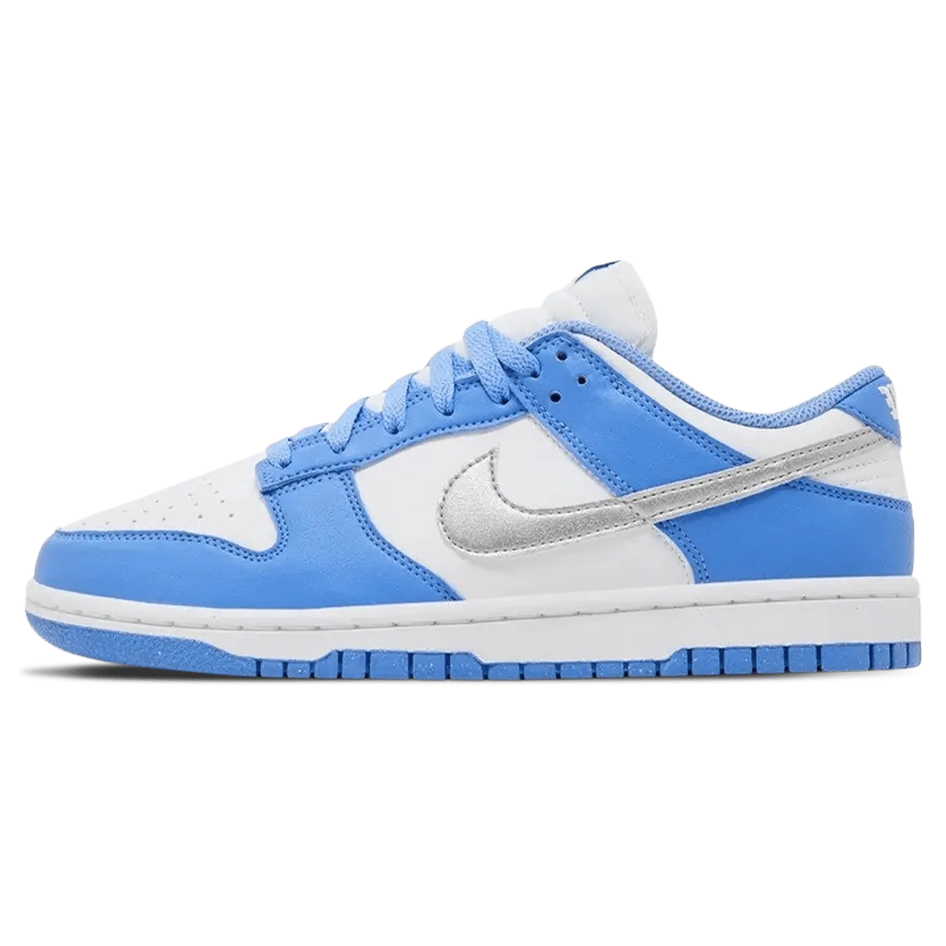 Nike Dunk Low Wmns Next Nature 'Royal Pulse' Nike Dunk casual shoes with iconic low-top shape
