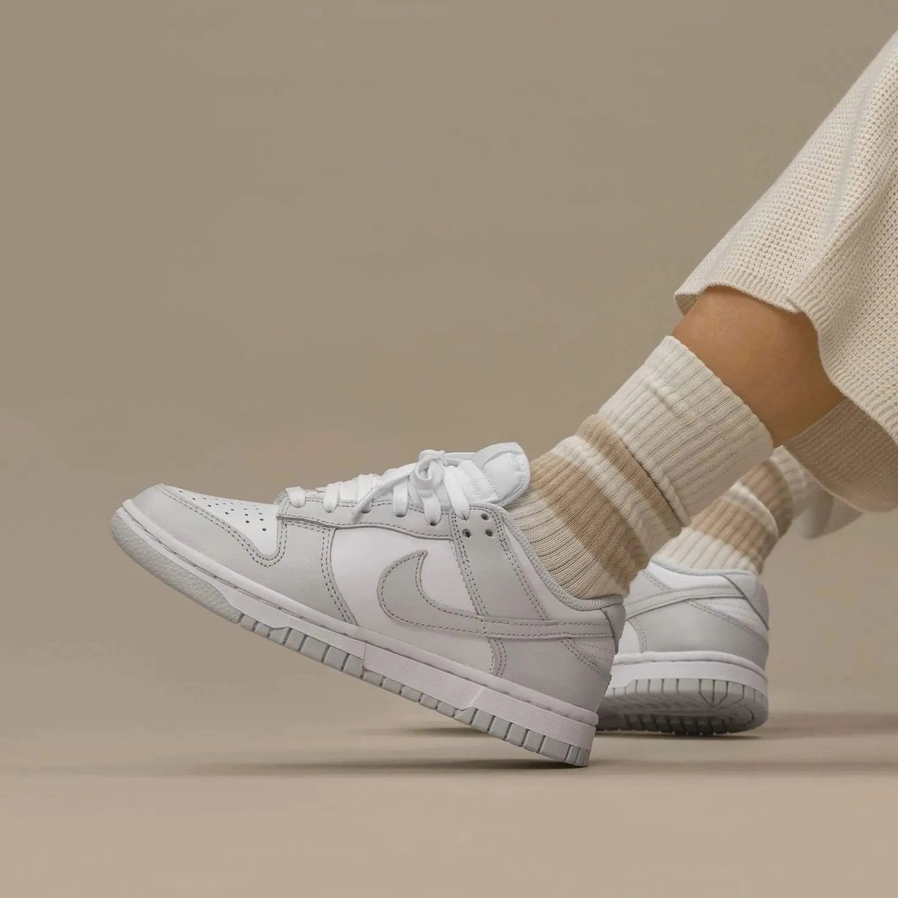 Nike Dunk Low Wmns 'Photon Dust' Nike Dunk stylish shoes