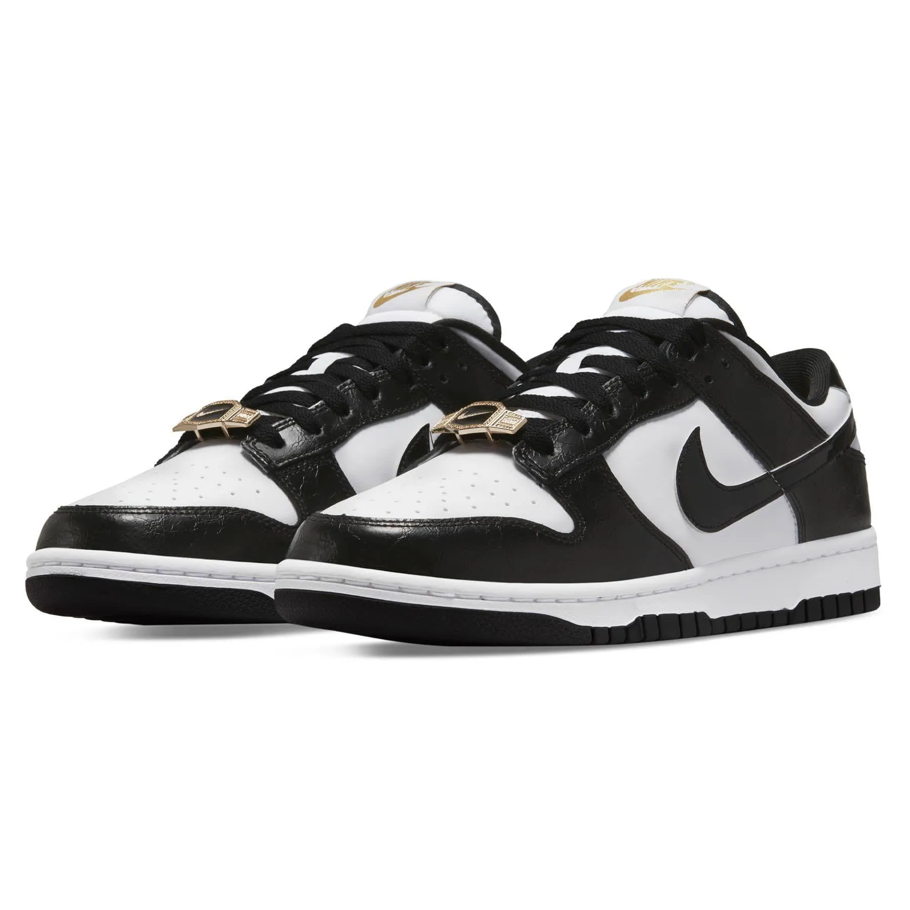 Nike Dunk Low 'World Champ' Nike Dunk stylish shoes
