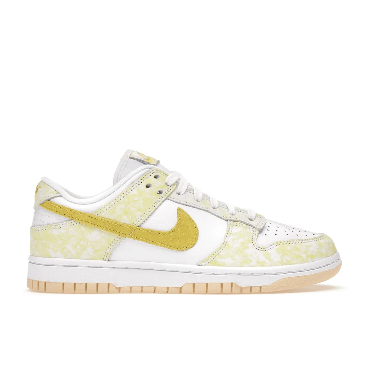 Nike Dunk Low Yellow Strike Nike Dunk stylish shoes for sport and street