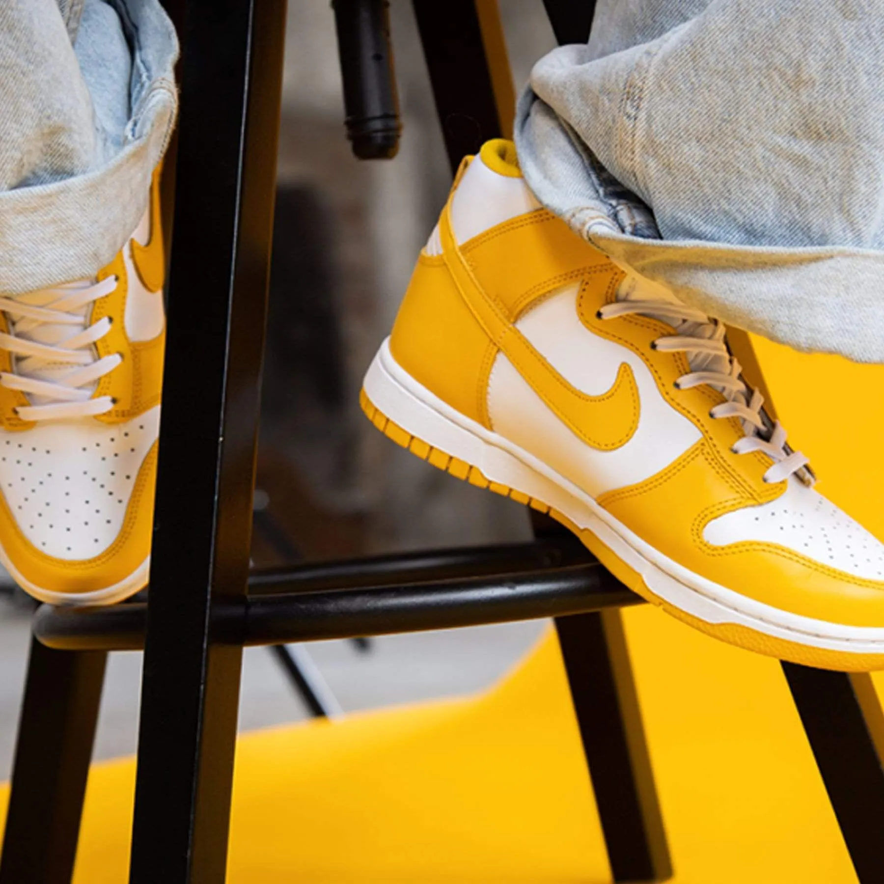 Nike Dunk Wmns High 'Dark Sulfur' Nike Dunk stylish shoes
