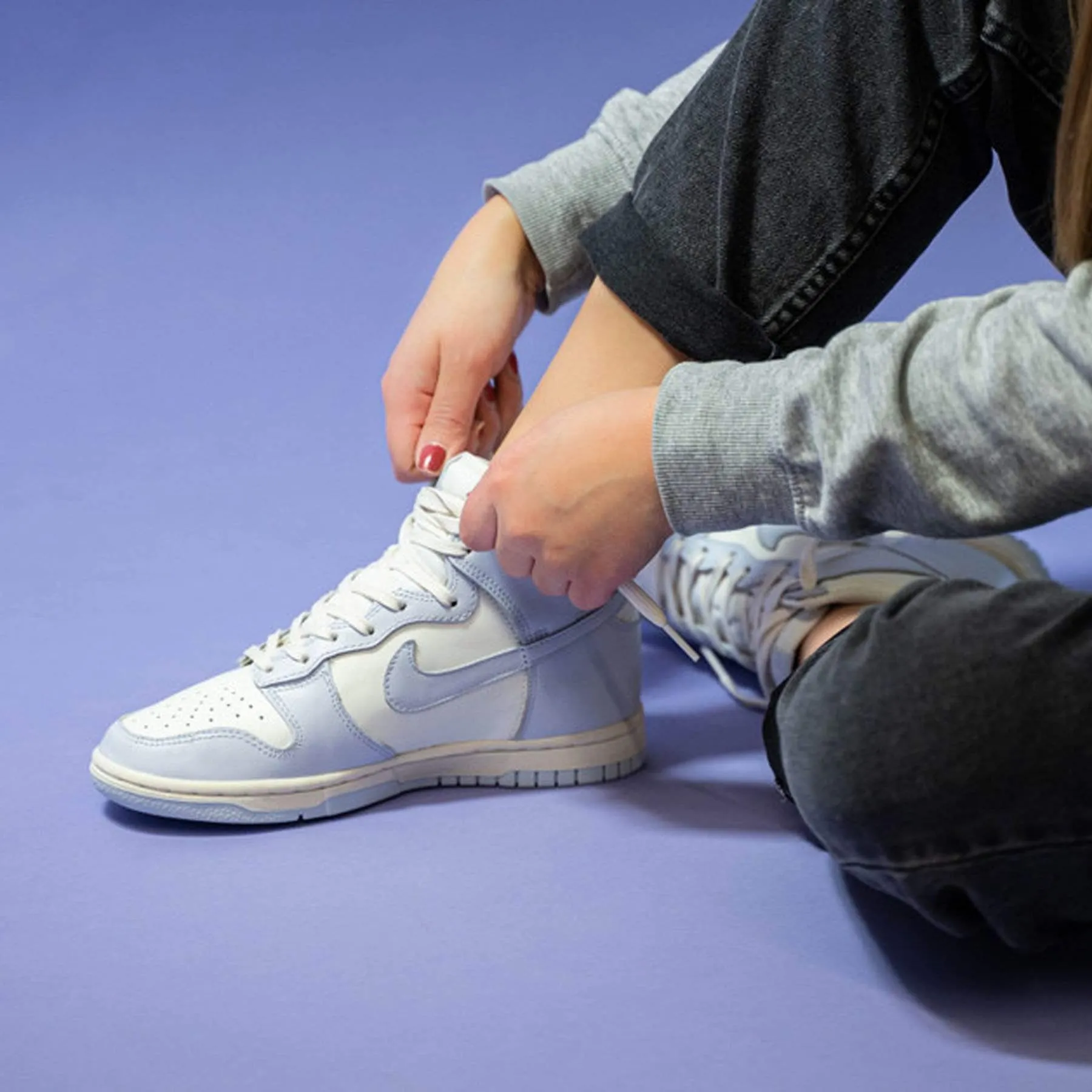 Nike Dunk Wmns High 'Football Grey' Nike Dunk stylish shoes