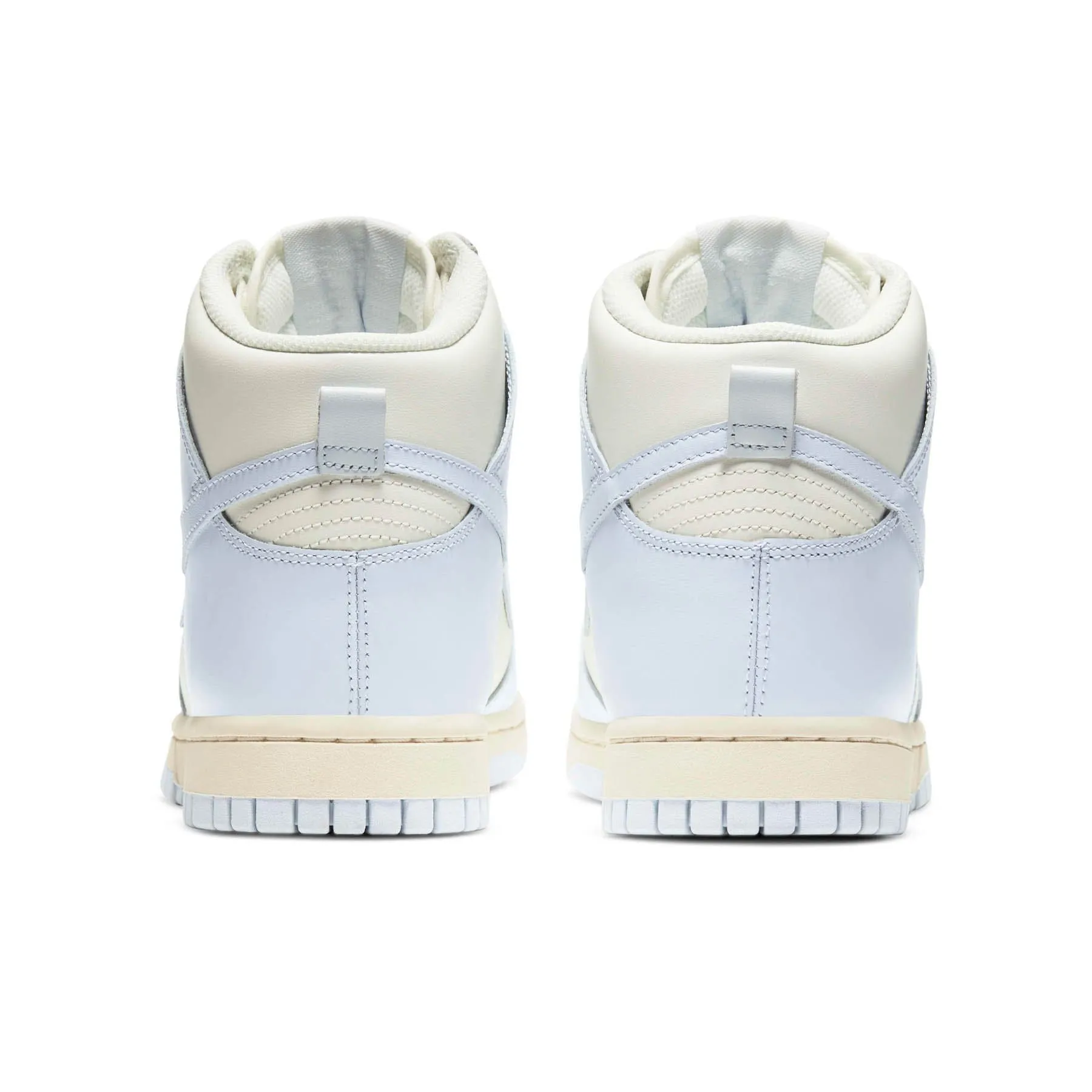 Nike Dunk Wmns High 'Football Grey' Nike Dunk stylish shoes