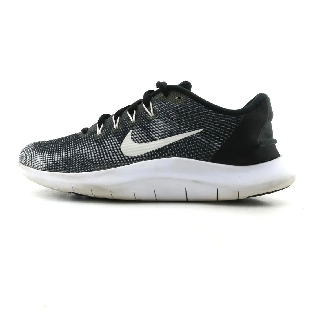 NIKE  FLEX 2018 RN Nike classic retro sneaker looks