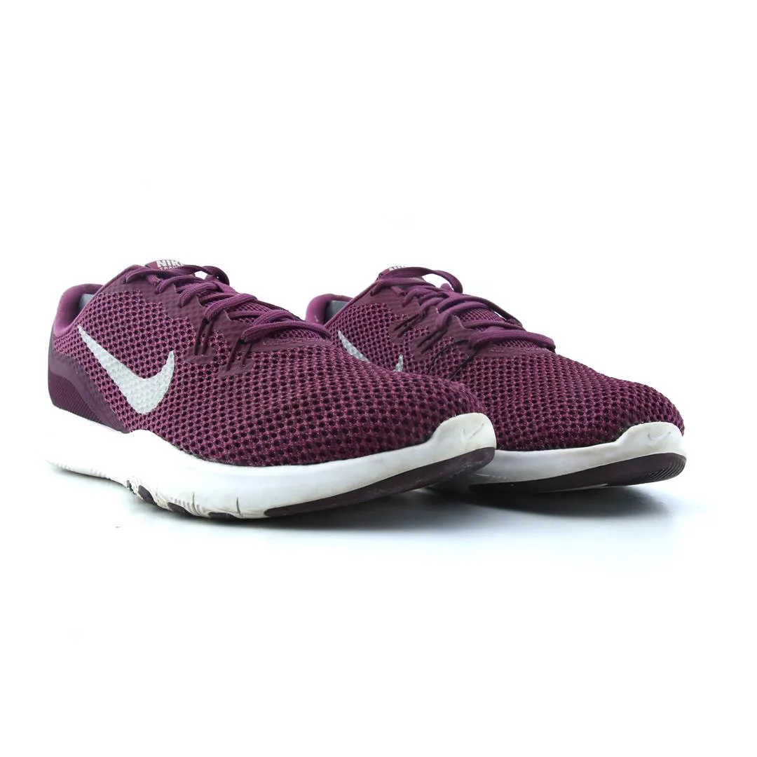 NIKE FLEX TR 7 classic Nike shoe photos