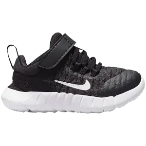 Nike Free Run 2021 Toddler Nike sneakers with modern sportswear appeal