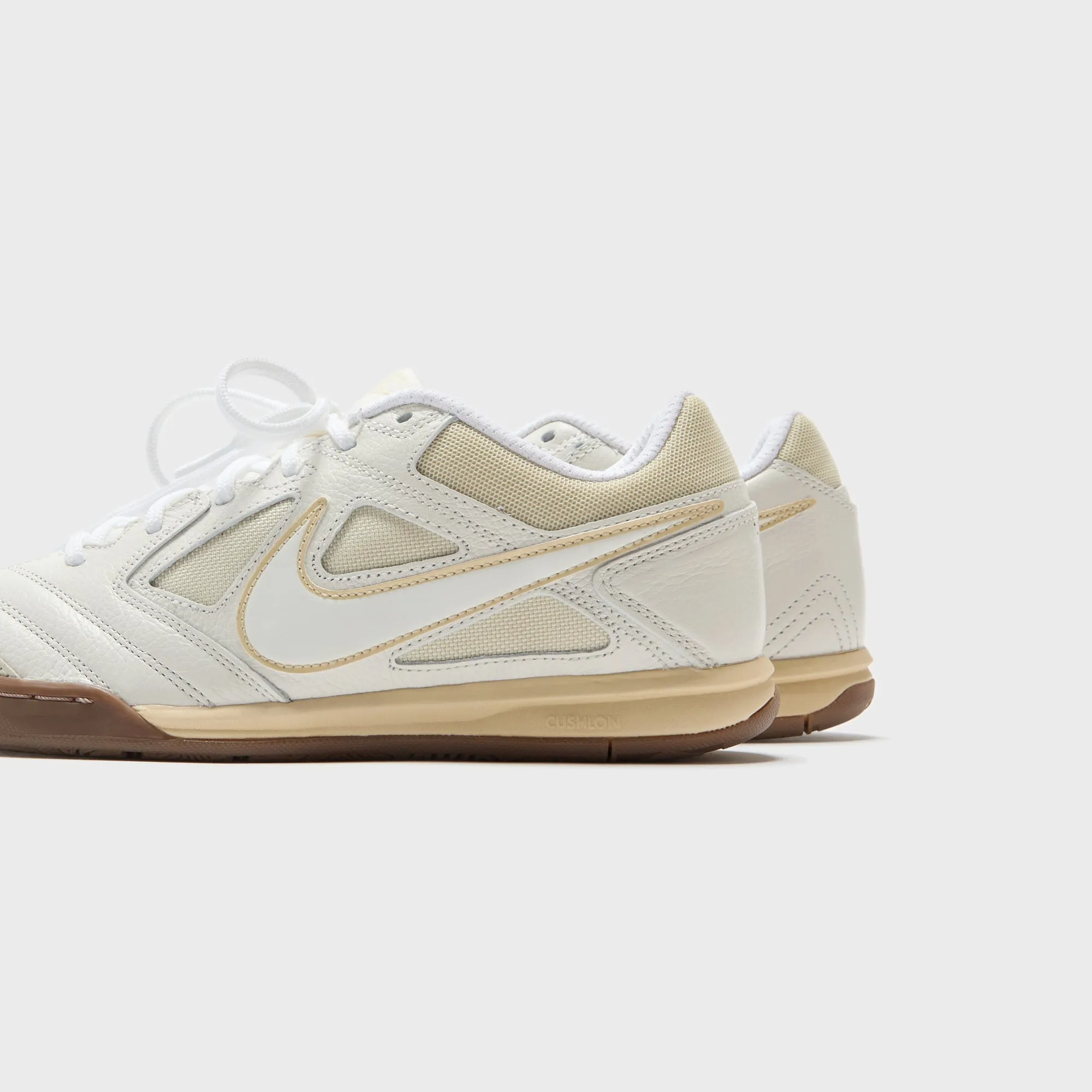 Nike Gato - Sail / Light Khaki / White / Gum / Dark Brown Nike performance sneakers