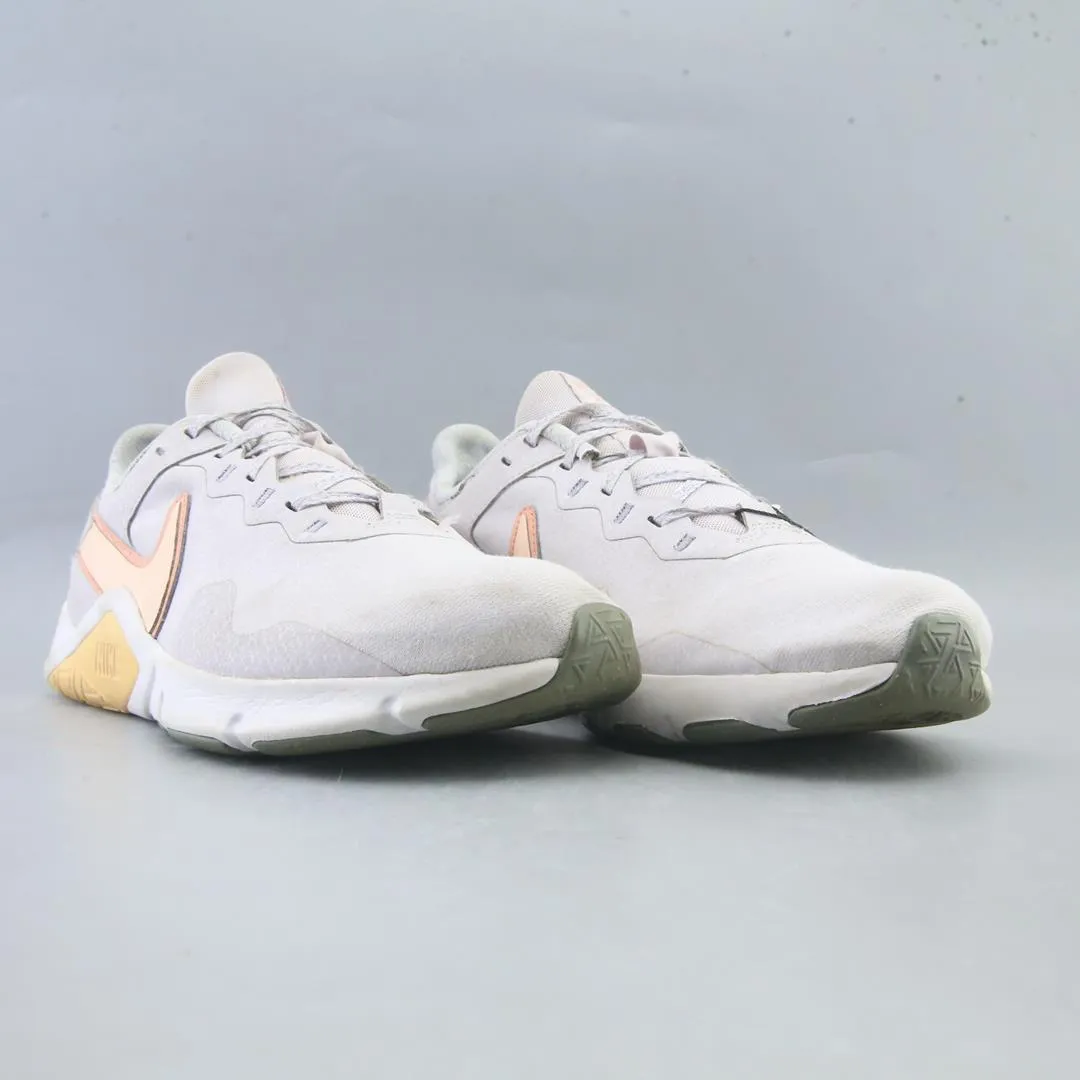 NIKE  LEGEND ESSENTIAL 2 classic Nike shoe photos