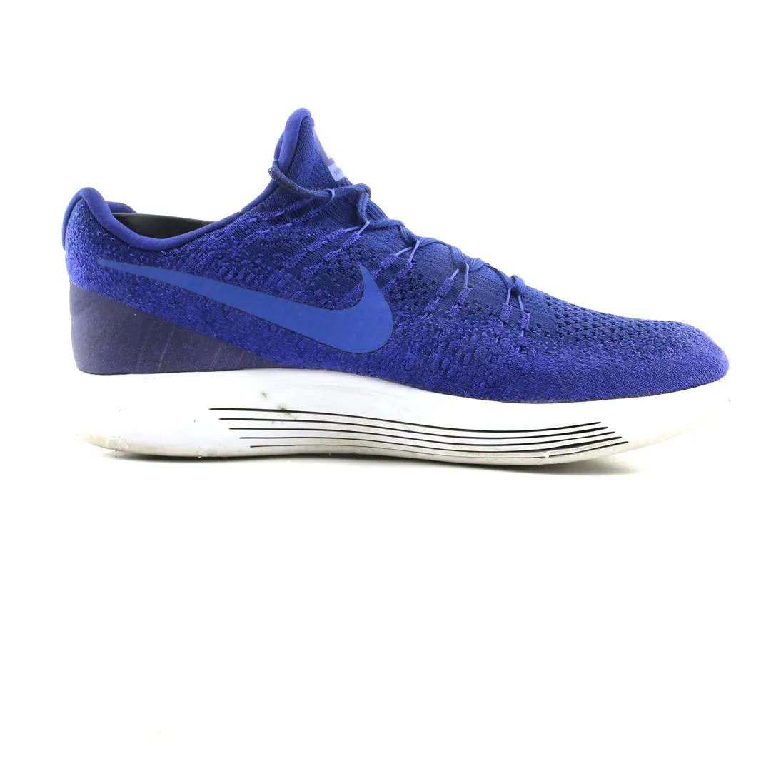 NIKE LUNAREPIC LOW FLYKNIT 2 classic Nike shoe photos