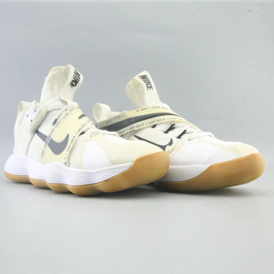 NIKE REACT HYPERSET classic Nike shoe photos