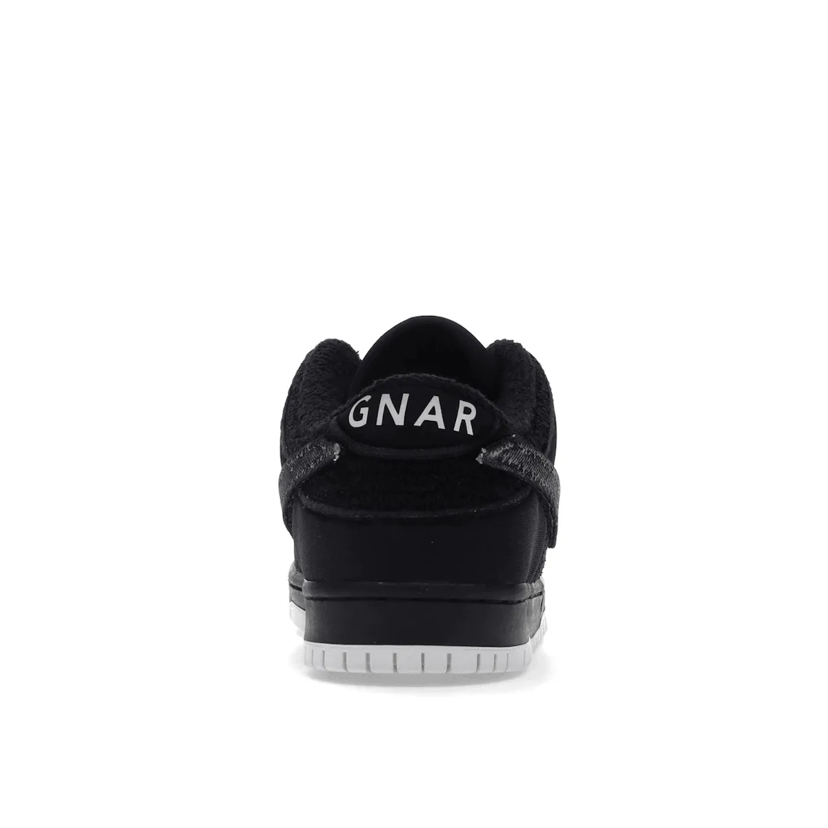 Nike SB Dunk Low Gnarhunters Nike Dunk low sneakers