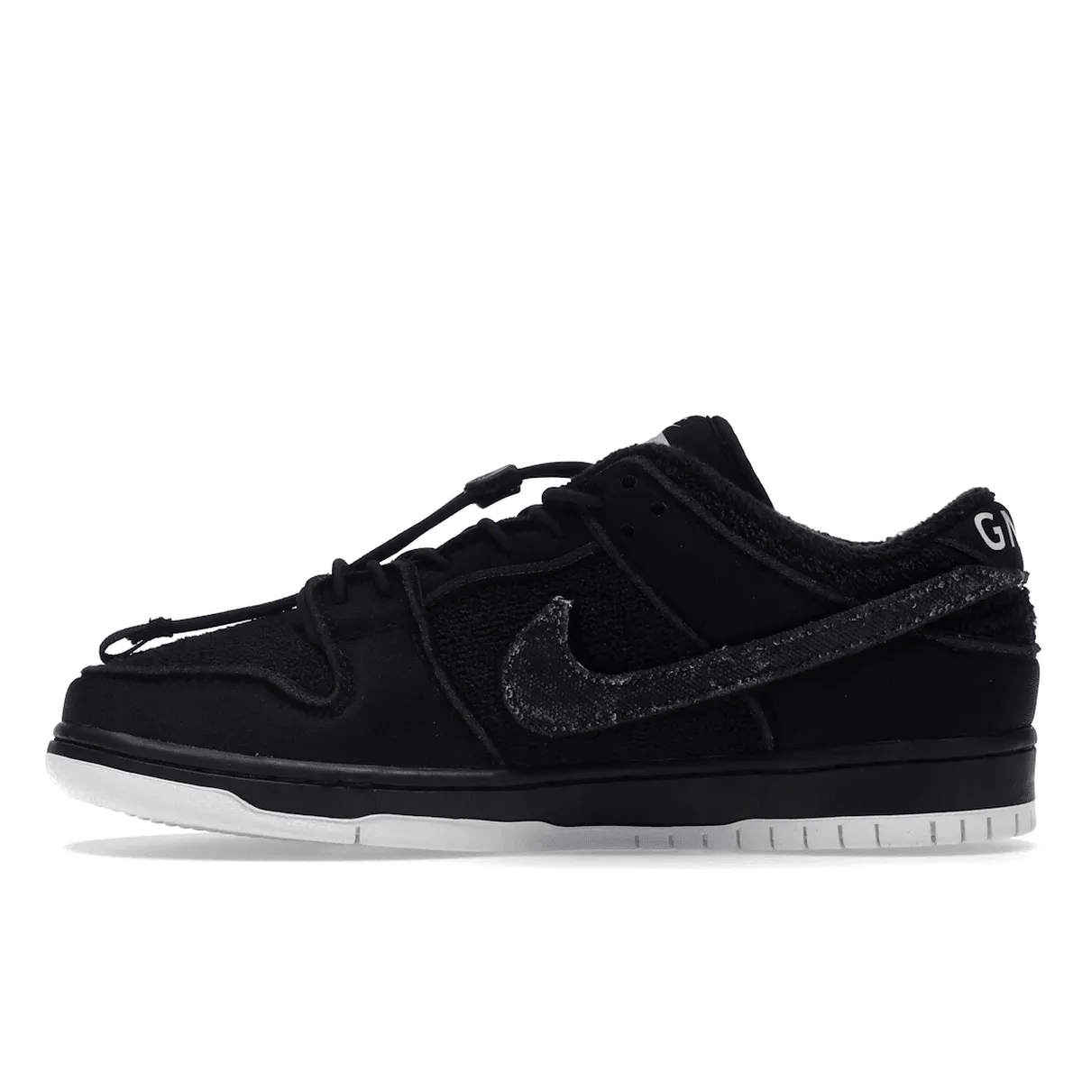 Nike SB Dunk Low Gnarhunters Nike Dunk low sneakers