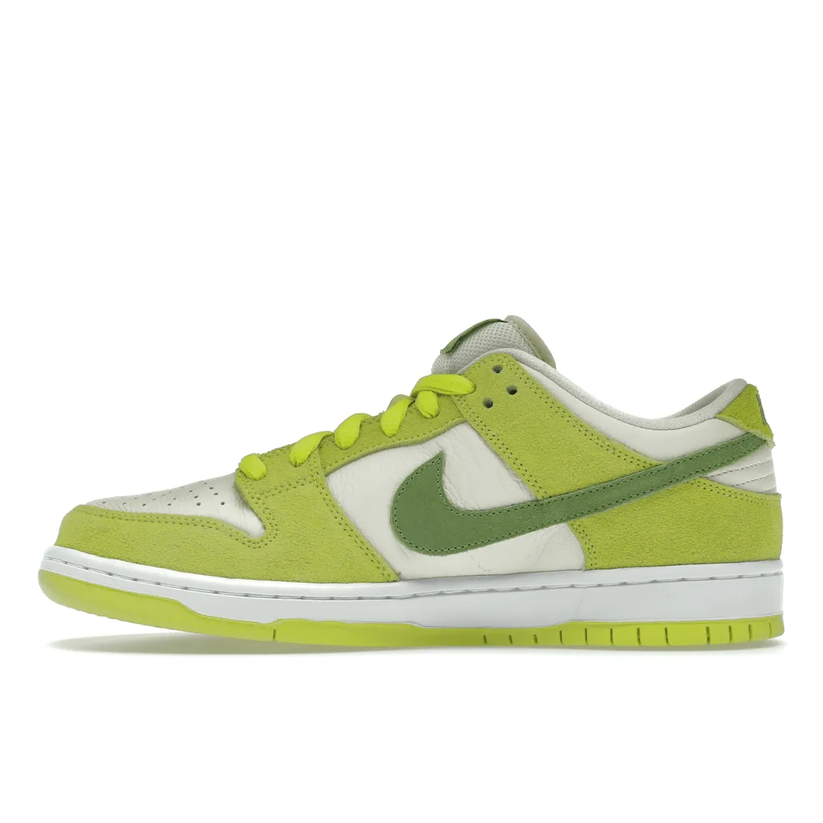 Nike SB Dunk Low Green Apple Nike Dunk low sneakers