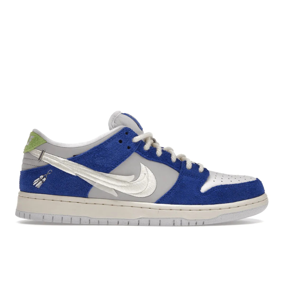 Nike SB Dunk Low Pro Fly Streetwear Gardenia Nike Dunk sneakers inspired by basketball roots