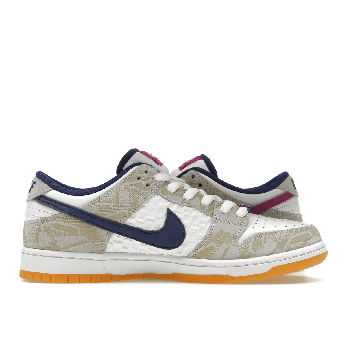 Nike SB Dunk Low Rayssa Leal Nike Dunk low sneakers
