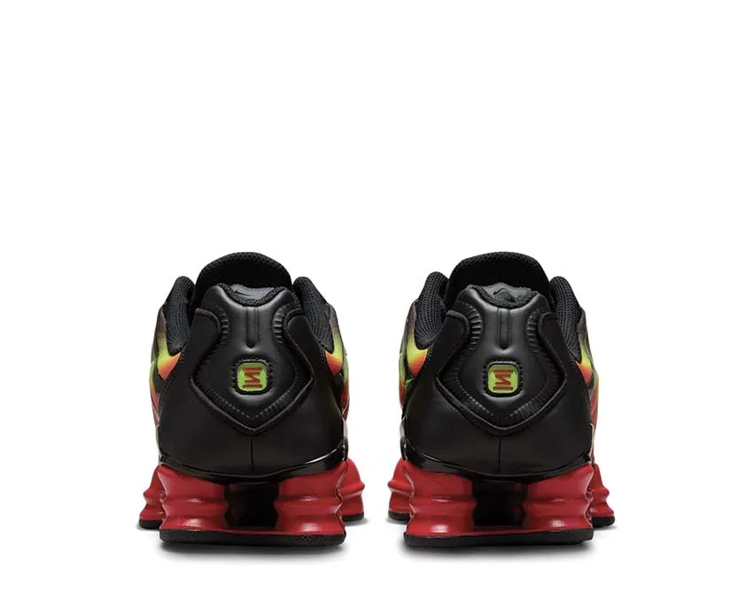 NIke Shox TL W Nike retro-inspired sneakers