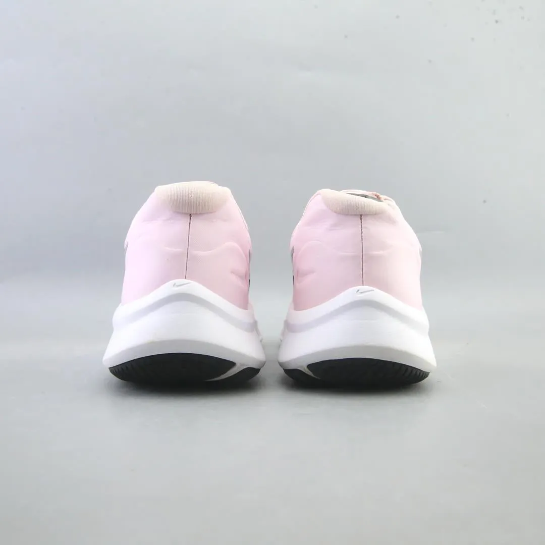 NIKE STAR RUNNER 3 classic Nike shoe photos