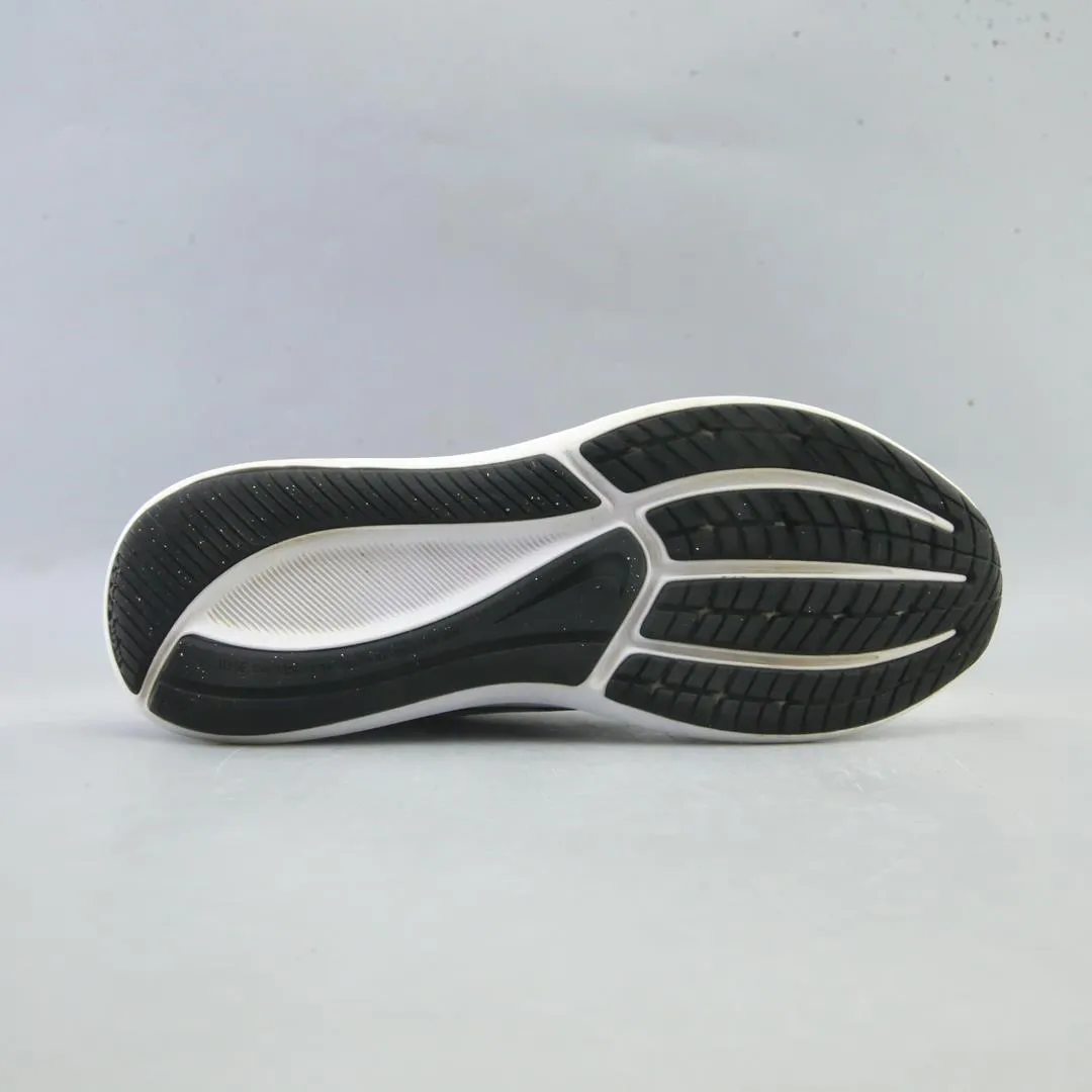 NIKE STAR RUNNER 3 classic Nike shoe photos
