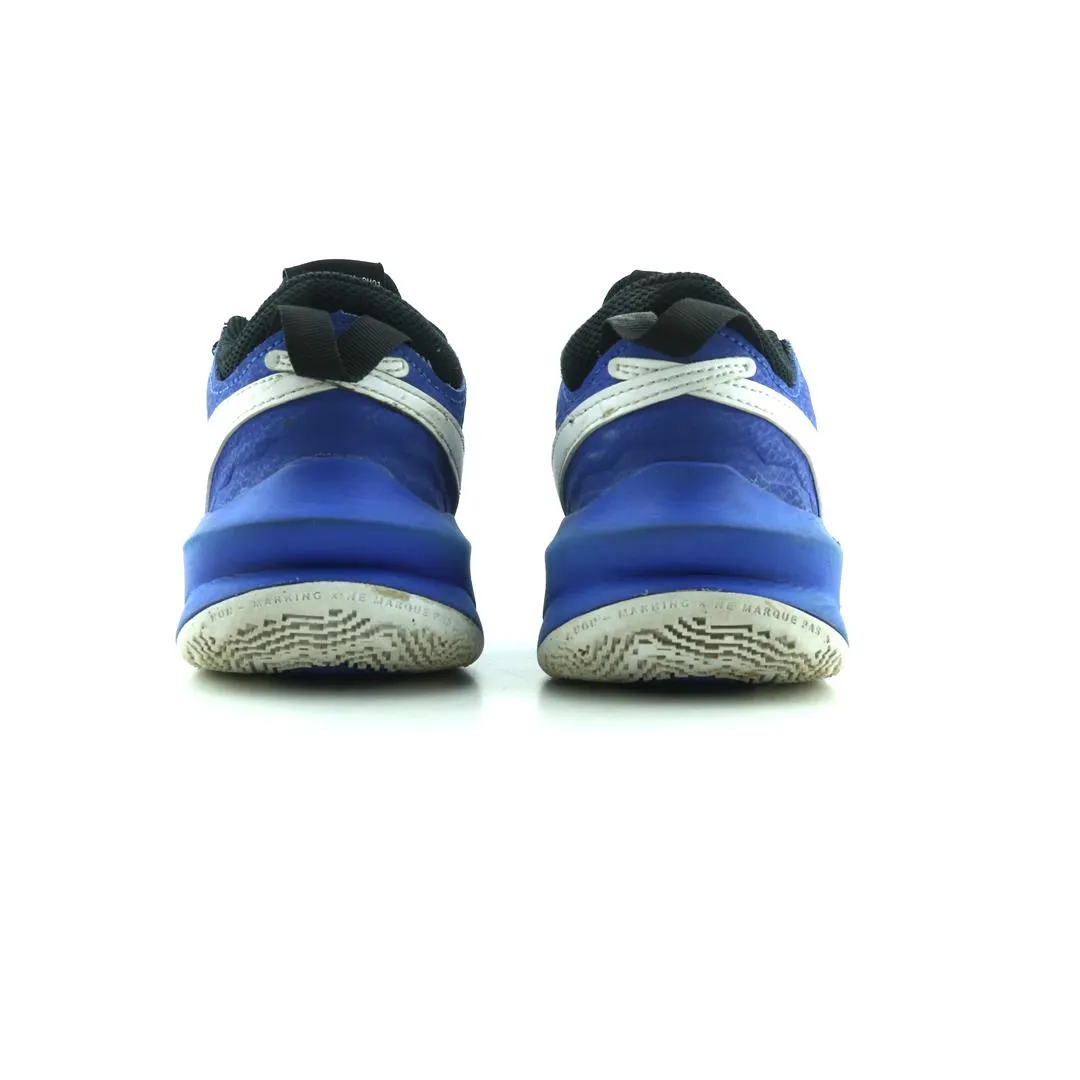 NIKE TEAM HUSTLE D 10 Nike lifestyle footwear visuals