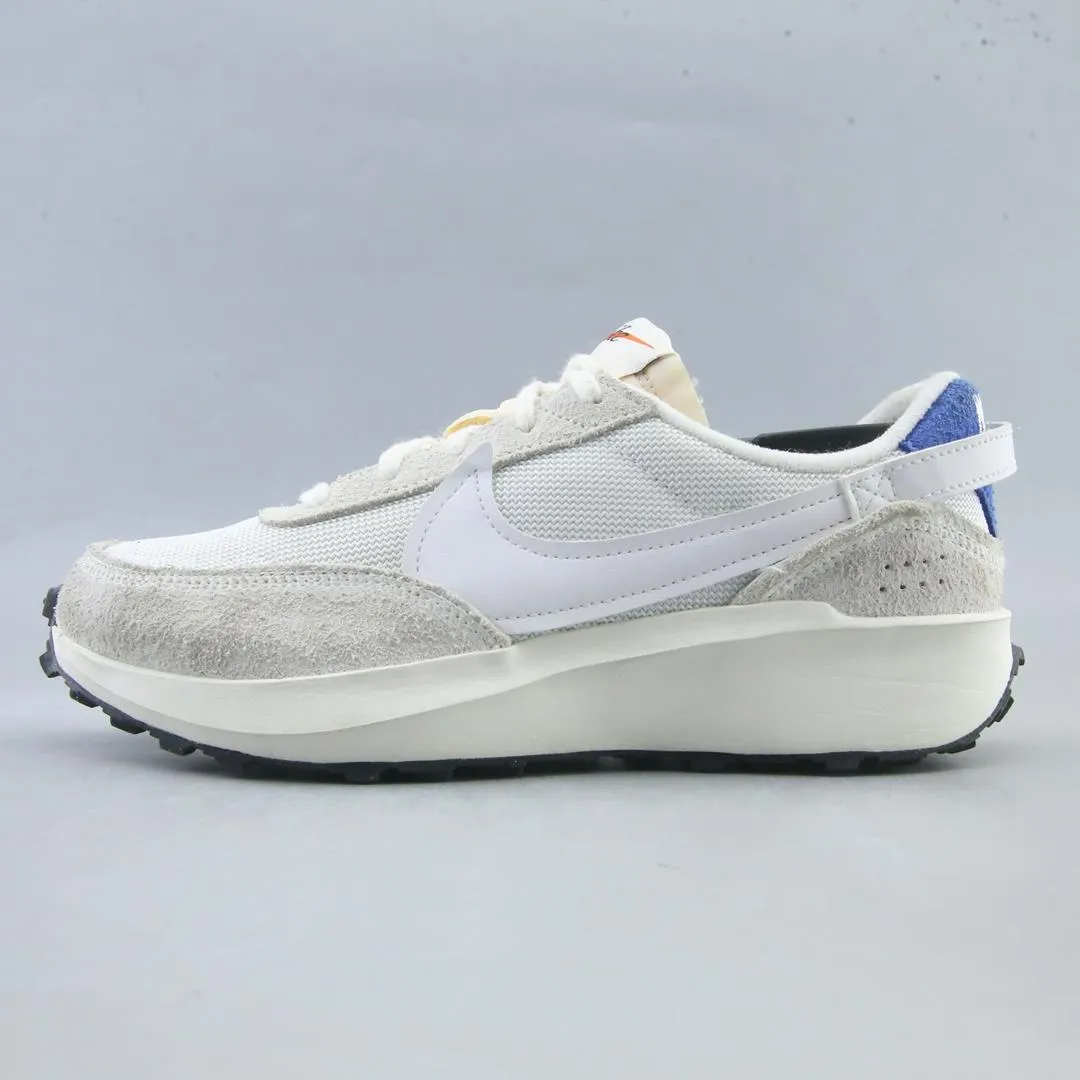 NIKE WAFFLE DEBUT Nike modern athletic shoe designs