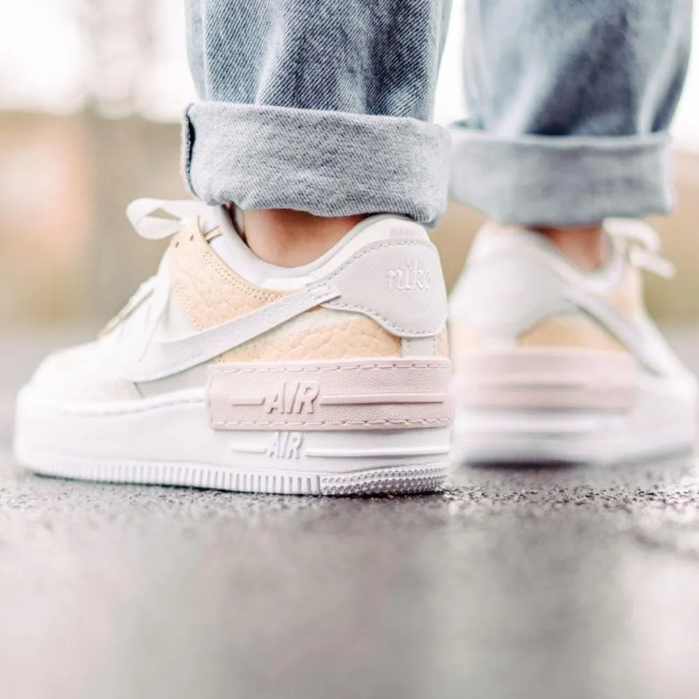 Nike Wmns Air Force 1 Shadow SE 'Spruce Aura' Nike Air Force 1 low-top sneakers