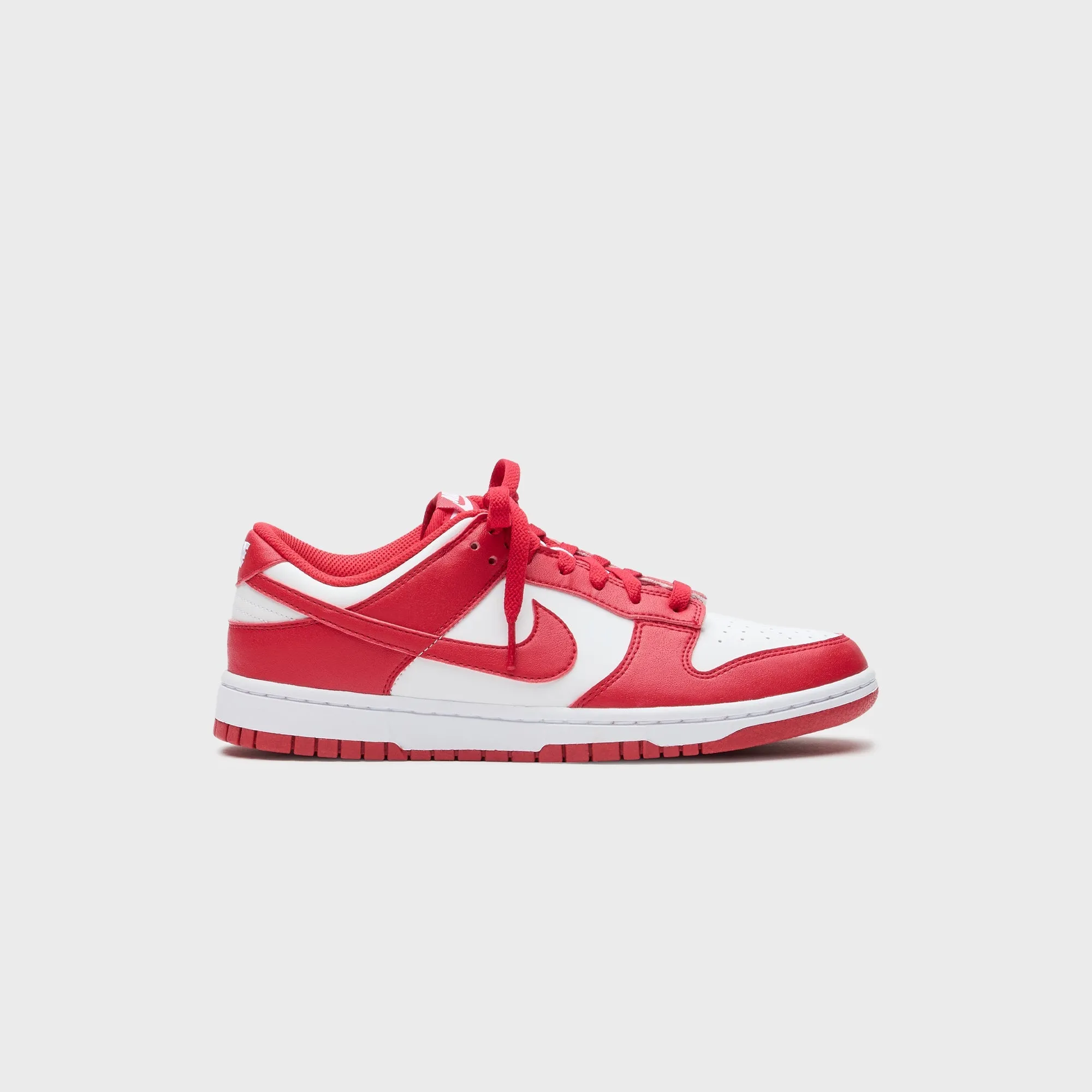 Nike WMNS Dunk Low Next Nature - White / University Red / White Nike casual sneakers for men and women