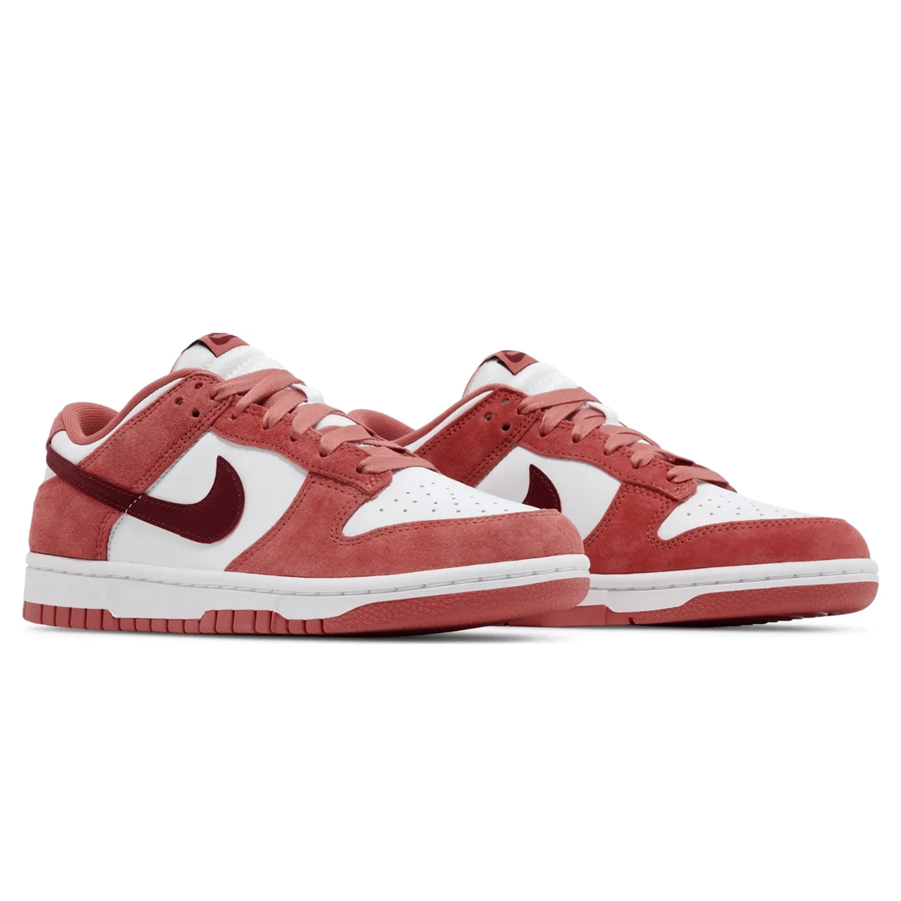 Nike Wmns Dunk Low 'Valentine's Day' 2024 Nike Dunk stylish shoes