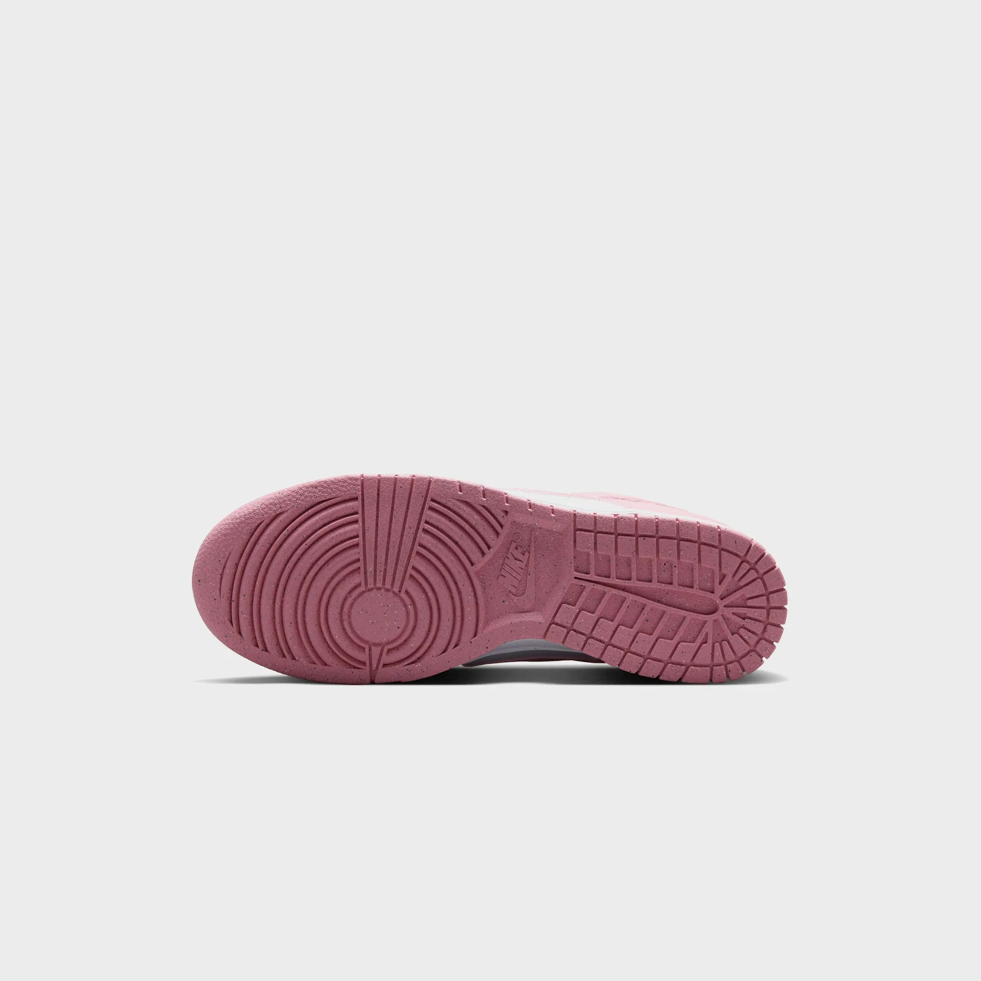 Nike WMNS Dunk Low - White / Elemental Pink Nike performance sneakers