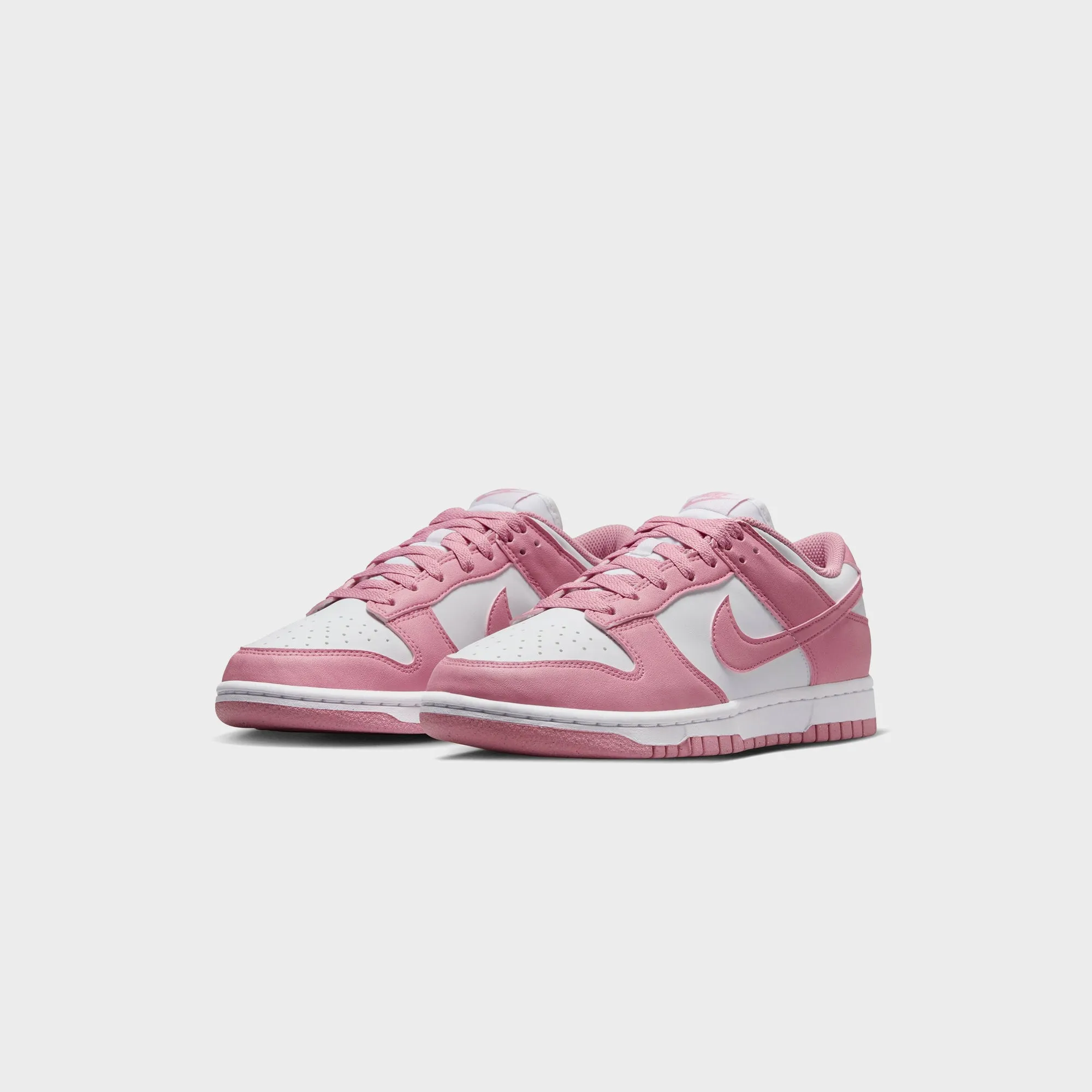 Nike WMNS Dunk Low - White / Elemental Pink Nike performance sneakers