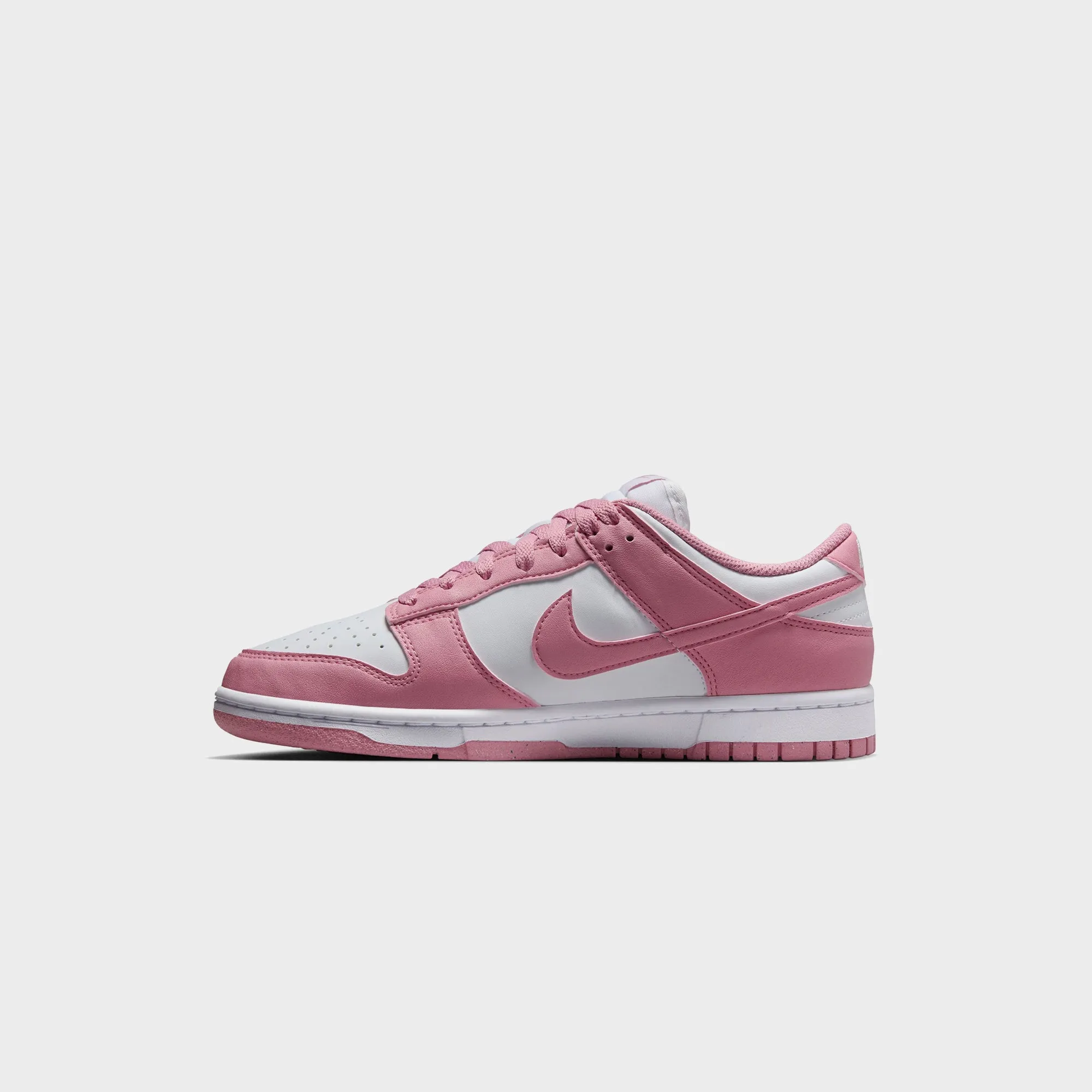 Nike WMNS Dunk Low - White / Elemental Pink Nike performance sneakers