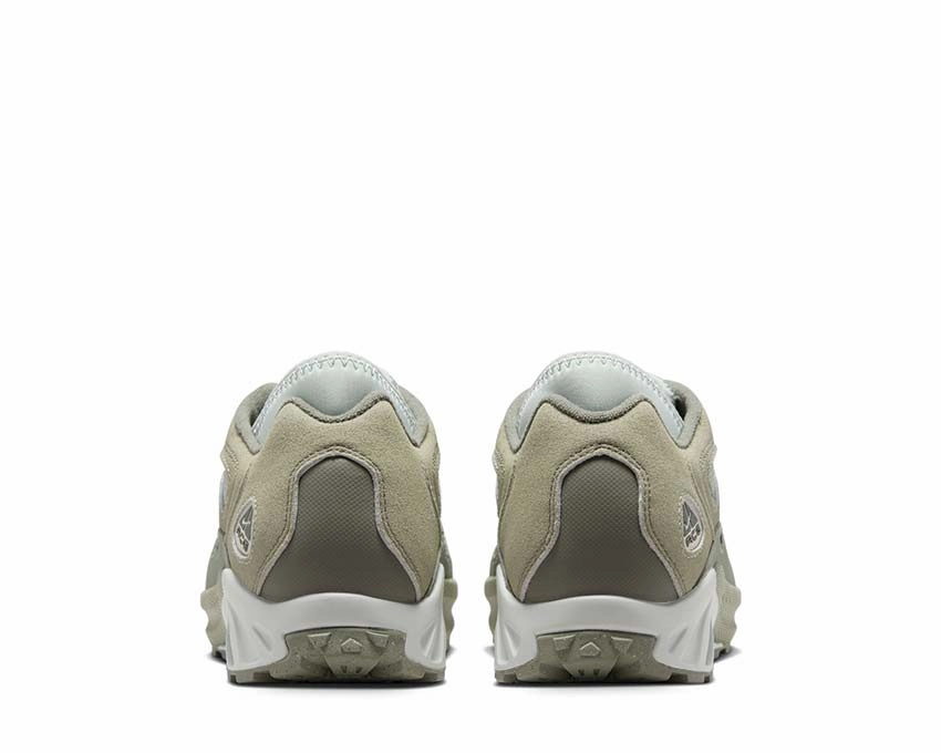 Nike ACG Air Exploraid Nike Men??s athletic shoes