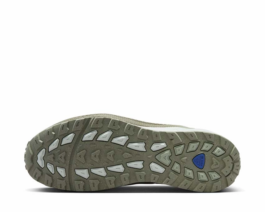 Nike ACG Air Exploraid Nike Men??s athletic shoes