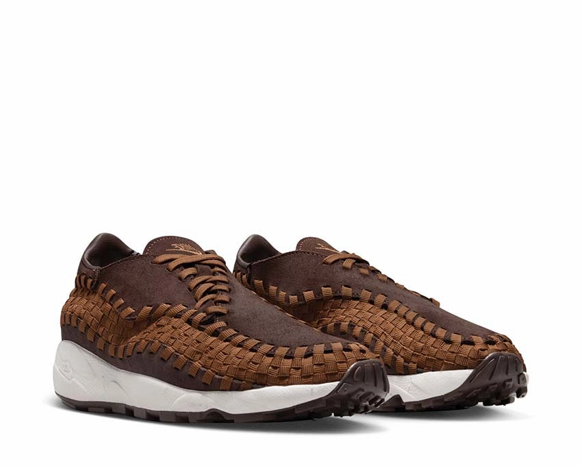 Nike Air Footscape Woven Nike Women??s everyday sneakers
