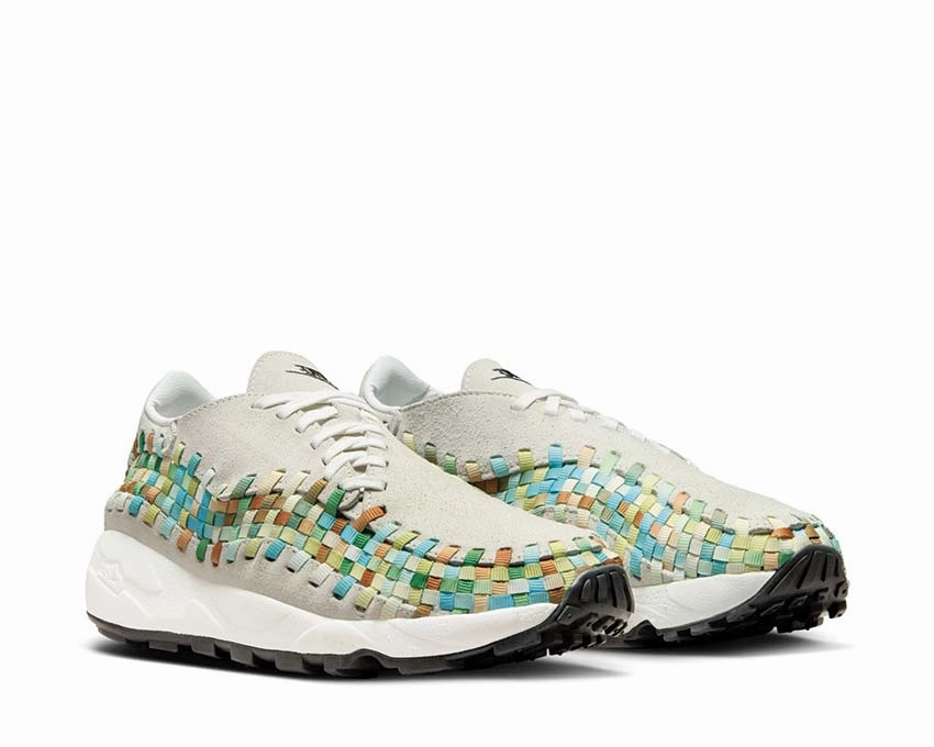 Nike Air Footscape Woven Nike Women??s everyday sneakers
