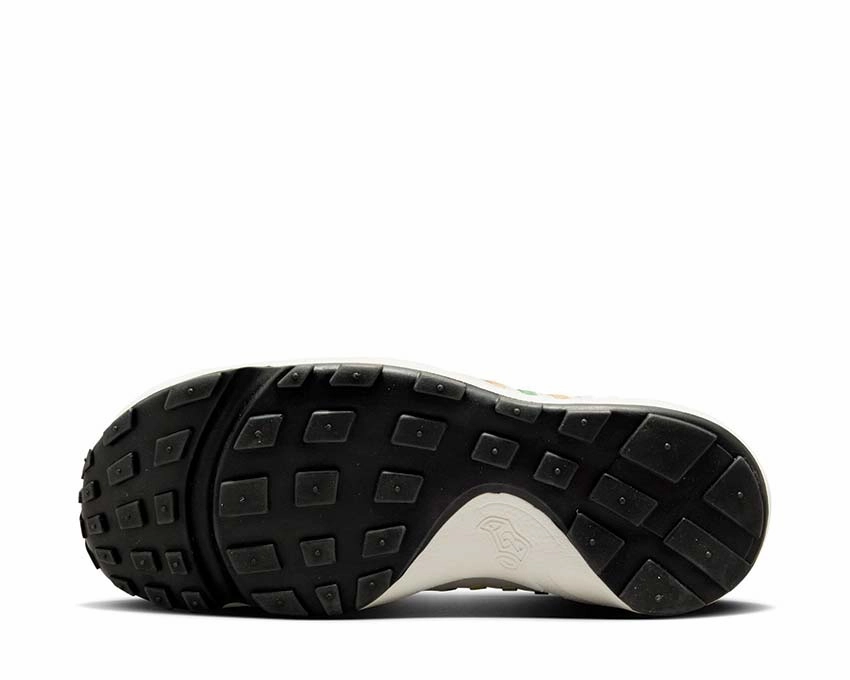 Nike Air Footscape Woven Nike Women??s everyday sneakers